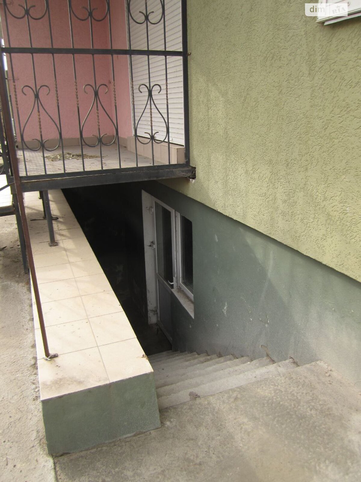 Комерційне приміщення в Івано-Франківську, продаж по Тролейбусна вулиця, район Пасічна, ціна: 15 500 доларів за об’єкт фото 1 Комерційне приміщення в Івано-Франківську, продаж по Тролейбусна вулиця, район Пасічна, ціна: 15 500 доларів за об’єкт фото 1