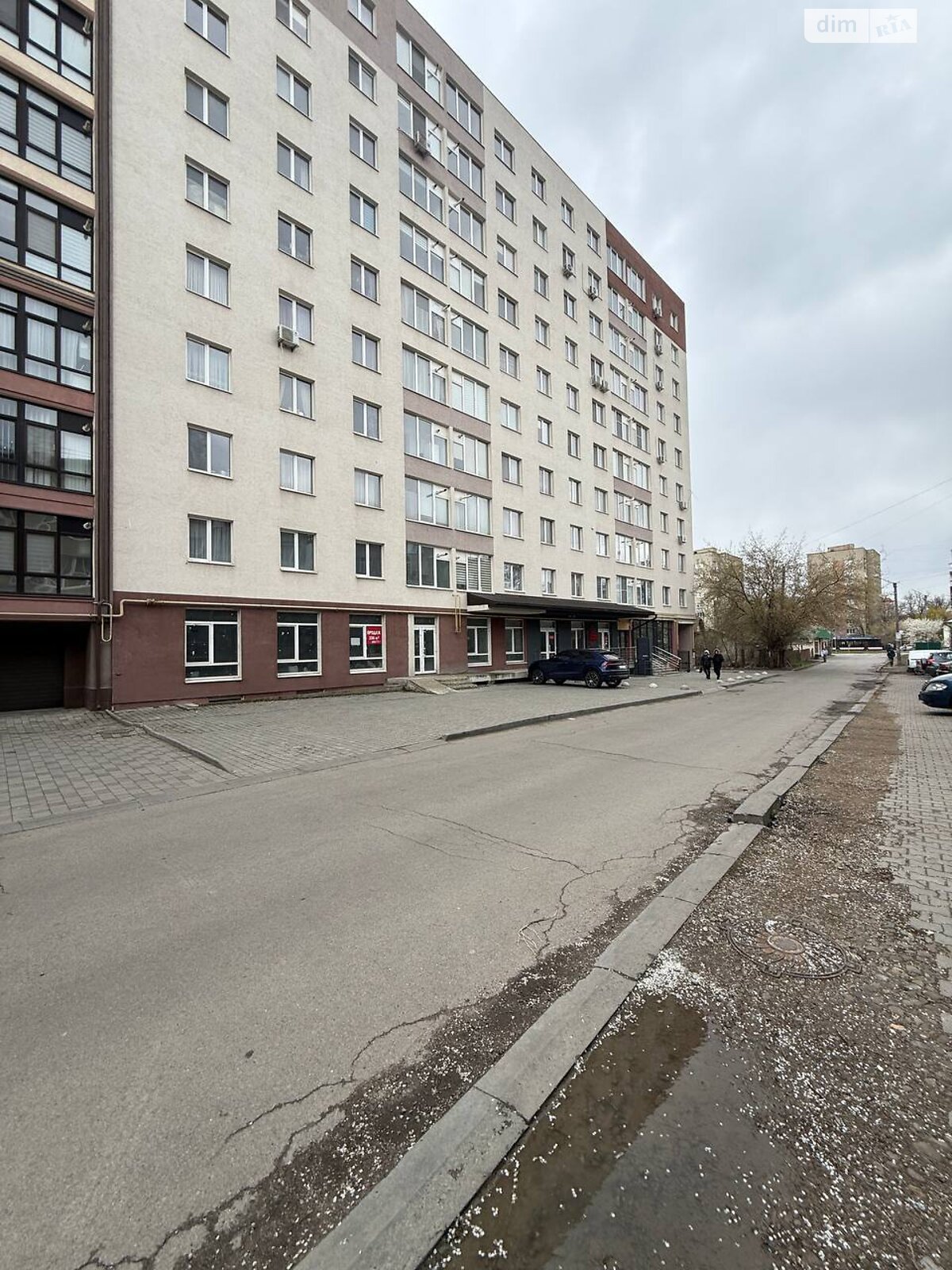 Комерційне приміщення в Івано-Франківську, Сніжна вулиця, ціна продажу: 295 000 доларів за об’єкт фото 1 Комерційне приміщення в Івано-Франківську, Сніжна вулиця, ціна продажу: 295 000 доларів за об’єкт фото 1