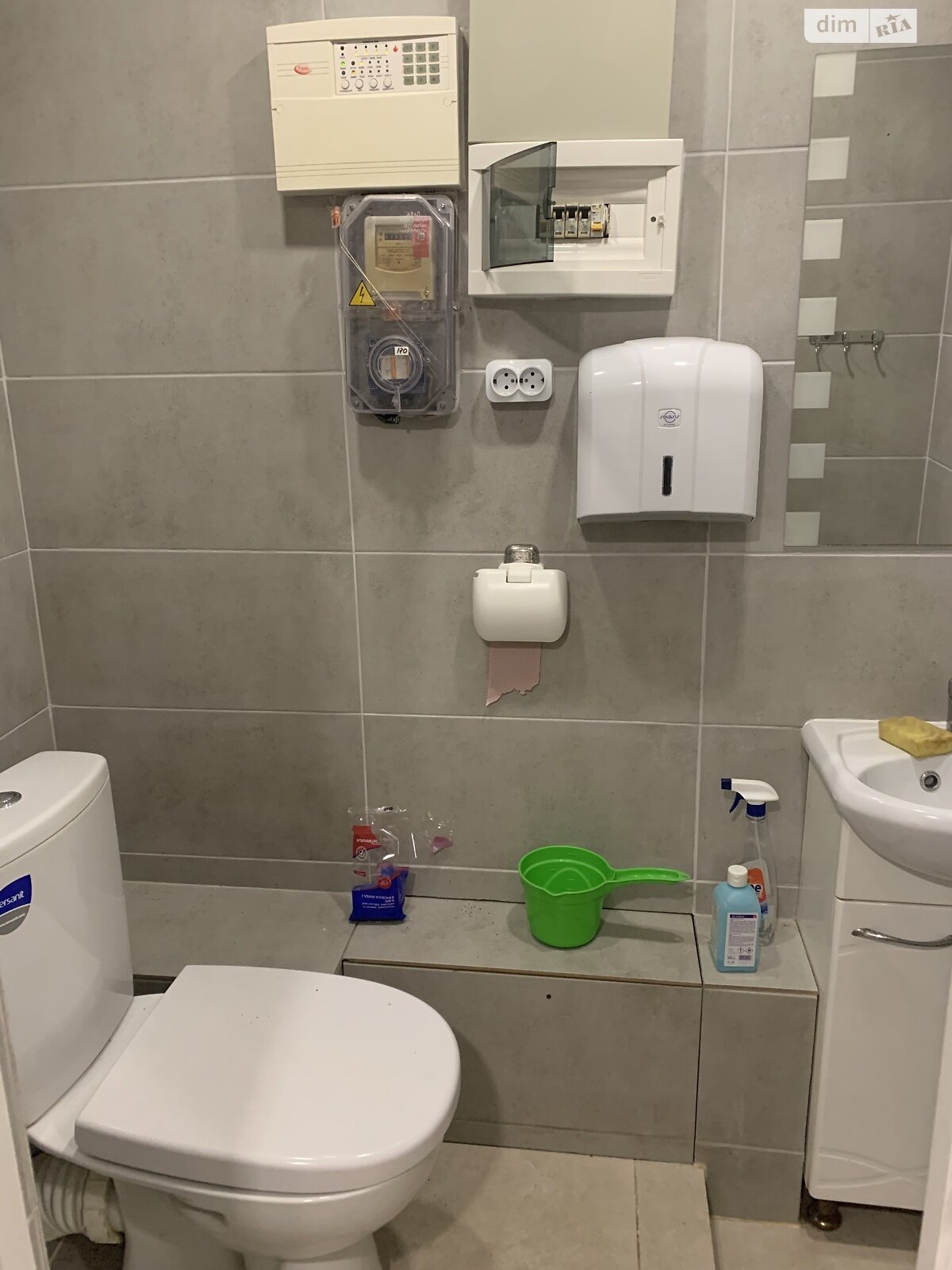 Комерційне приміщення в Івано-Франківську, продаж по Героїв Крут вулиця, район Центр, ціна: 29 000 доларів за об’єкт фото 1 Комерційне приміщення в Івано-Франківську, продаж по Героїв Крут вулиця, район Центр, ціна: 29 000 доларів за об’єкт фото 1