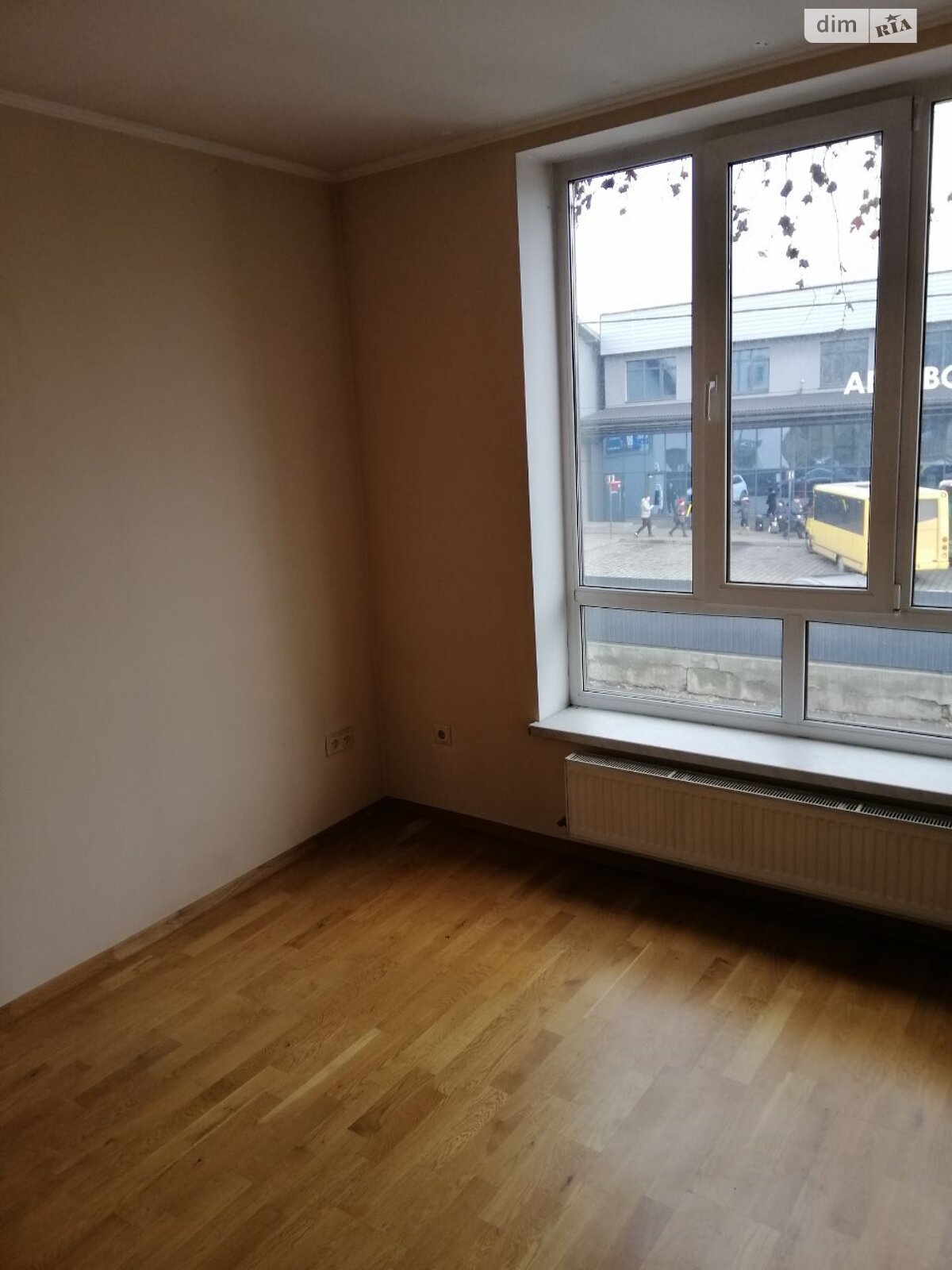 Коммерческое помещение в Ивано-Франковске, продажа по Железнодорожная улица, район Центр, цена: 190 000 долларов за объект фото 1 Коммерческое помещение в Ивано-Франковске, продажа по Железнодорожная улица, район Центр, цена: 190 000 долларов за объект фото 1