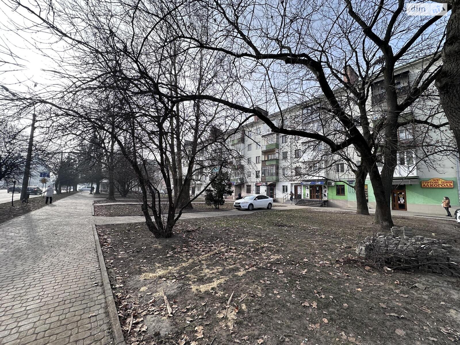 Комерційне приміщення в Івано-Франківську, продаж по Привокзальна (Ленінградська) вулиця 24/2, район Центр, ціна: 69 400 доларів за об’єкт фото 1 Комерційне приміщення в Івано-Франківську, продаж по Привокзальна (Ленінградська) вулиця 24/2, район Центр, ціна: 69 400 доларів за об’єкт фото 1