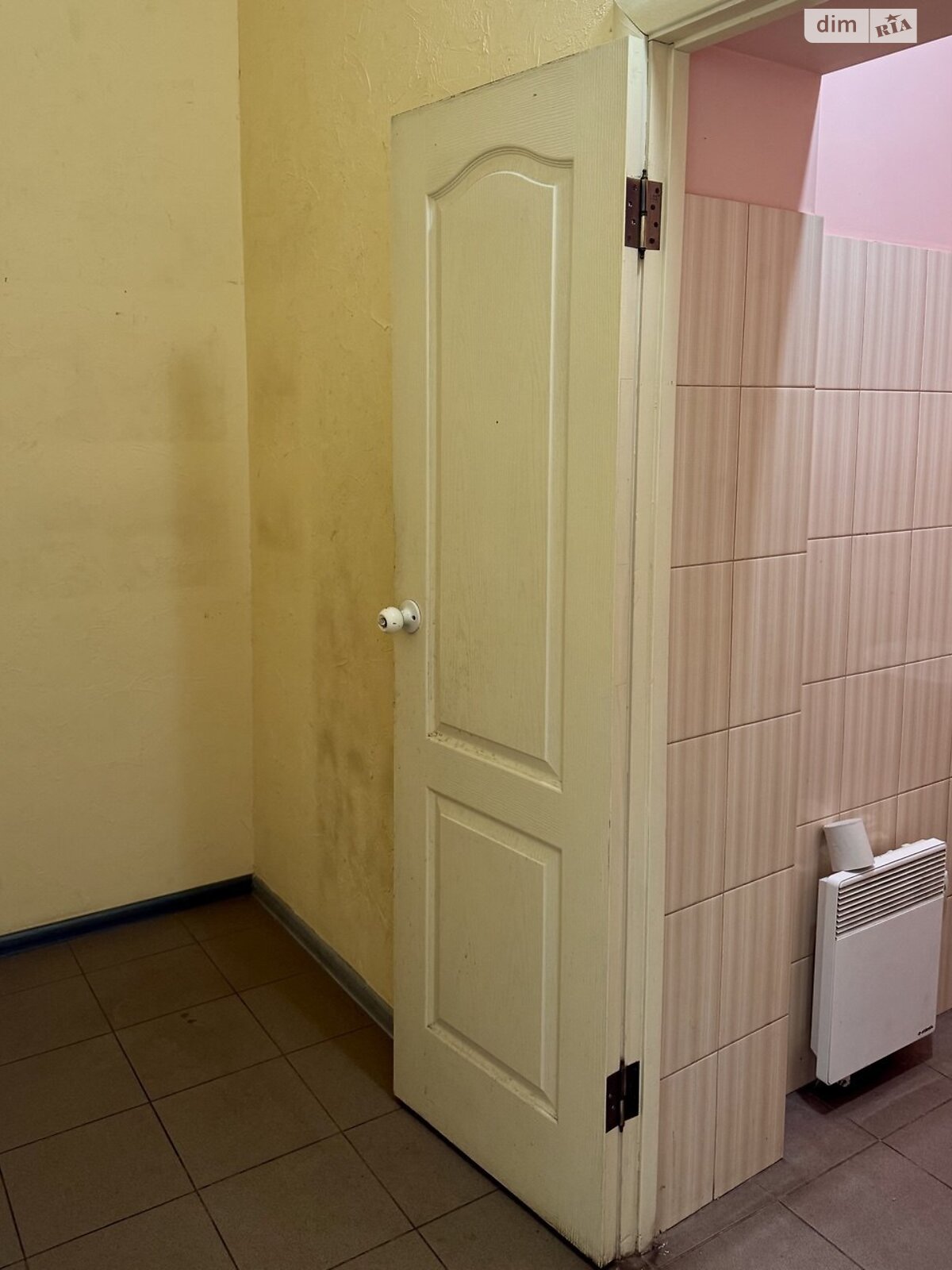 Комерційне приміщення в Івано-Франківську, продаж по Українська вулиця 5, район Центр, ціна: 70 000 доларів за об’єкт фото 1 Комерційне приміщення в Івано-Франківську, продаж по Українська вулиця 5, район Центр, ціна: 70 000 доларів за об’єкт фото 1