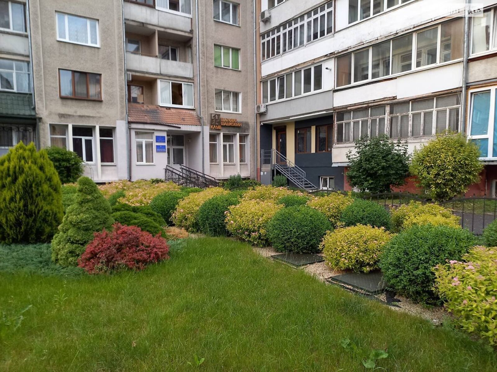 Коммерческое помещение в Ивано-Франковске, продажа по Вагилевича (Фурманова) улица 7, район Центр, цена: 200 000 долларов за объект фото 1 Коммерческое помещение в Ивано-Франковске, продажа по Вагилевича (Фурманова) улица 7, район Центр, цена: 200 000 долларов за объект фото 1