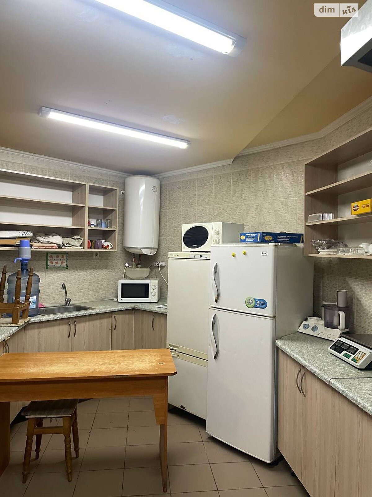 Комерційне приміщення в Івано-Франківську, продаж по Володимира Великого вулиця 14, район Центр, ціна: 65 000 доларів за об’єкт фото 1