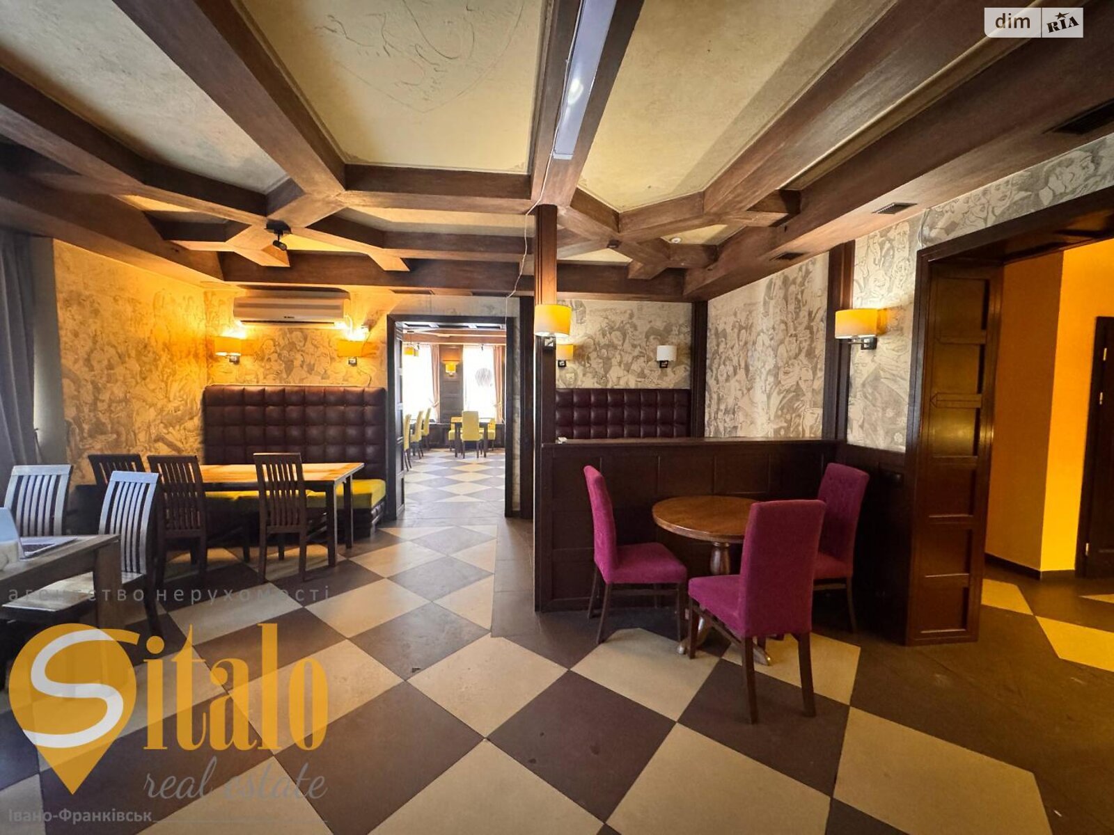 Коммерческое помещение в Ивано-Франковске, продажа по Чорновола 80, район Центр, цена: 65 000 долларов за объект фото 1