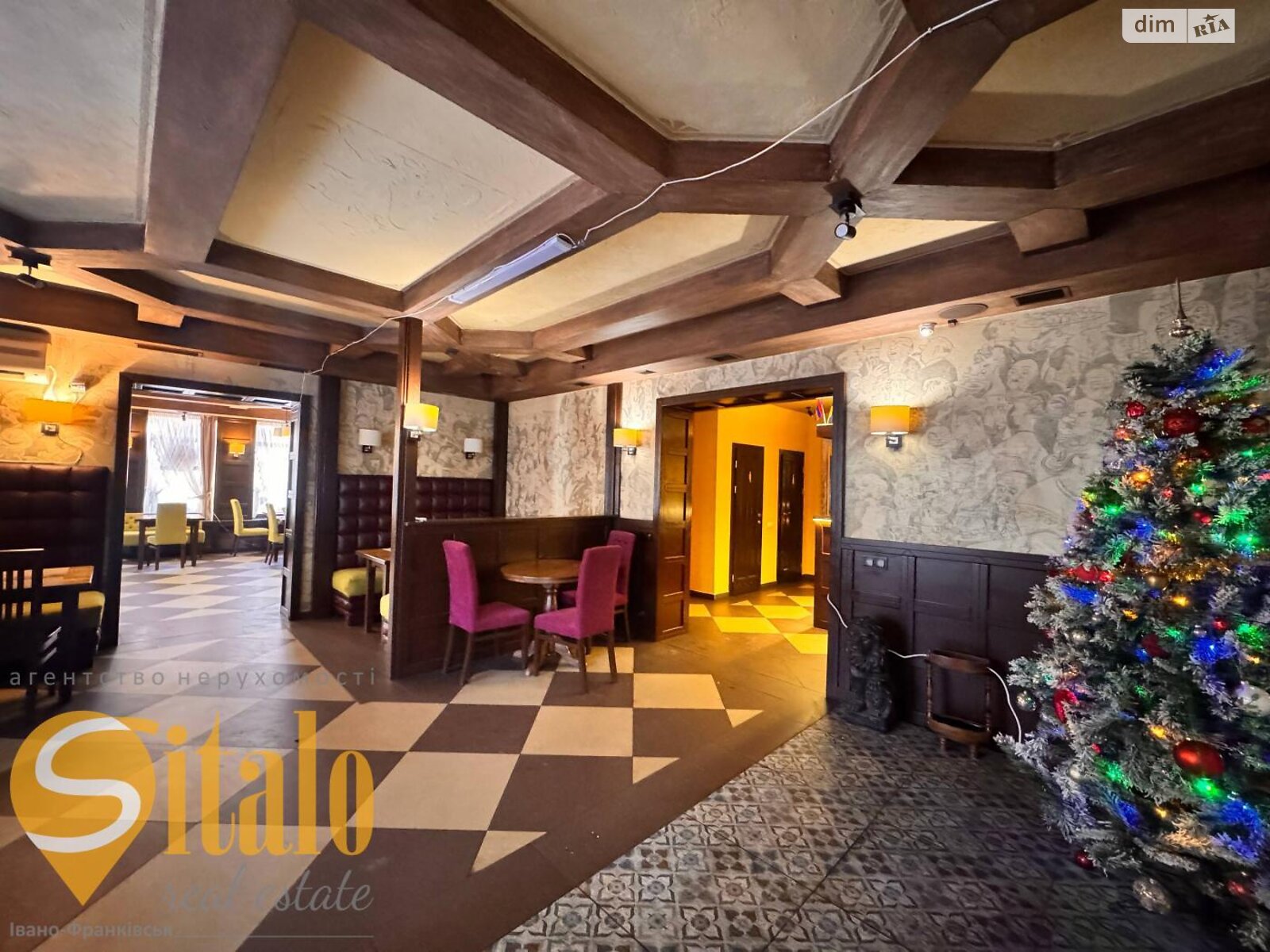 Коммерческое помещение в Ивано-Франковске, продажа по Чорновола 80, район Центр, цена: 65 000 долларов за объект фото 1