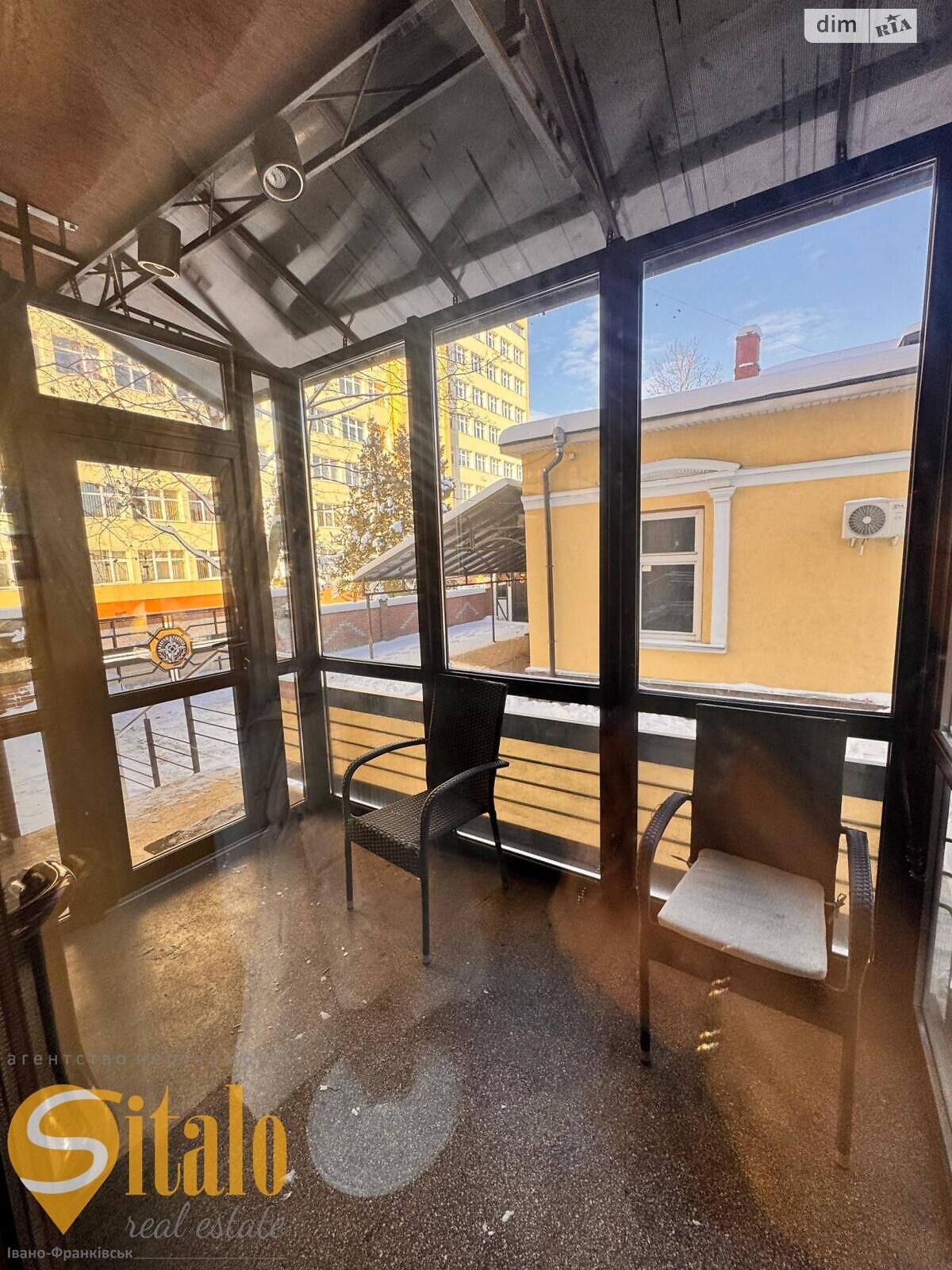 Коммерческое помещение в Ивано-Франковске, продажа по Чорновола 80, район Центр, цена: 65 000 долларов за объект фото 1