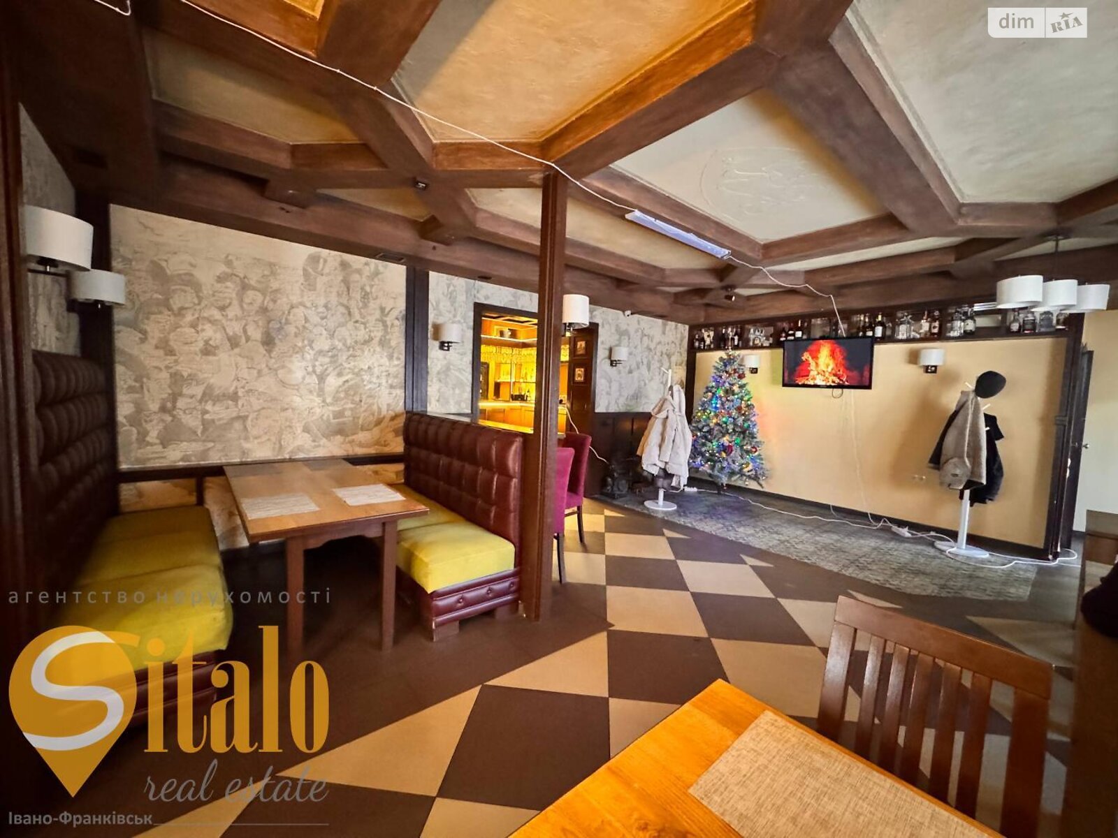 Коммерческое помещение в Ивано-Франковске, продажа по Чорновола 80, район Центр, цена: 65 000 долларов за объект фото 1