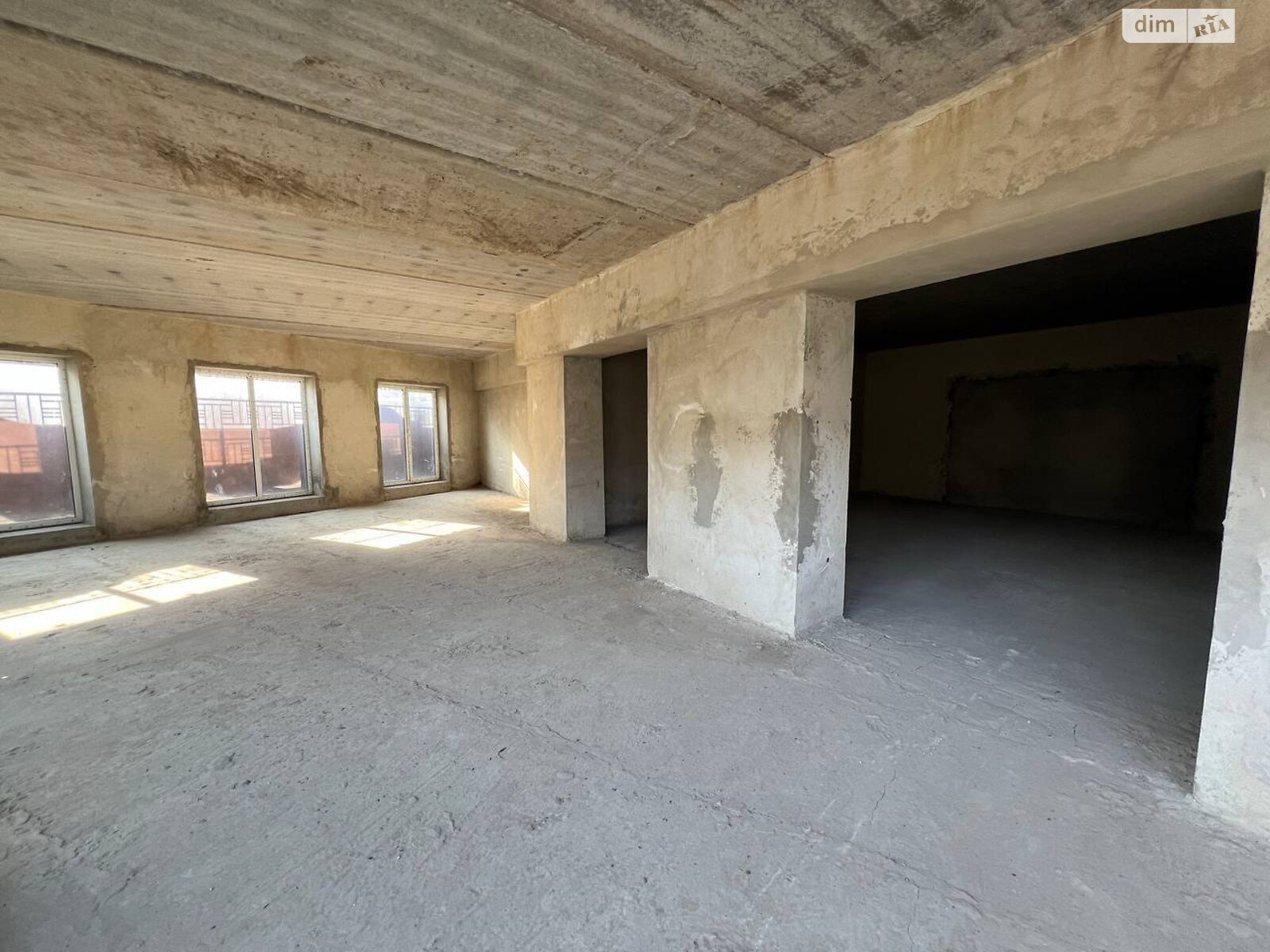 Коммерческое помещение в Ивано-Франковске, продажа по Высочана Семена улица 18 корпус 38, район Центр, цена: 84 500 долларов за объект фото 1 Коммерческое помещение в Ивано-Франковске, продажа по Высочана Семена улица 18 корпус 38, район Центр, цена: 84 500 долларов за объект фото 1