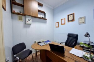 Комерційне приміщення в Івано-Франківську, продаж по Заклинських вулиця 1А, район Центр, ціна: 85 000 доларів за об’єкт фото 2
