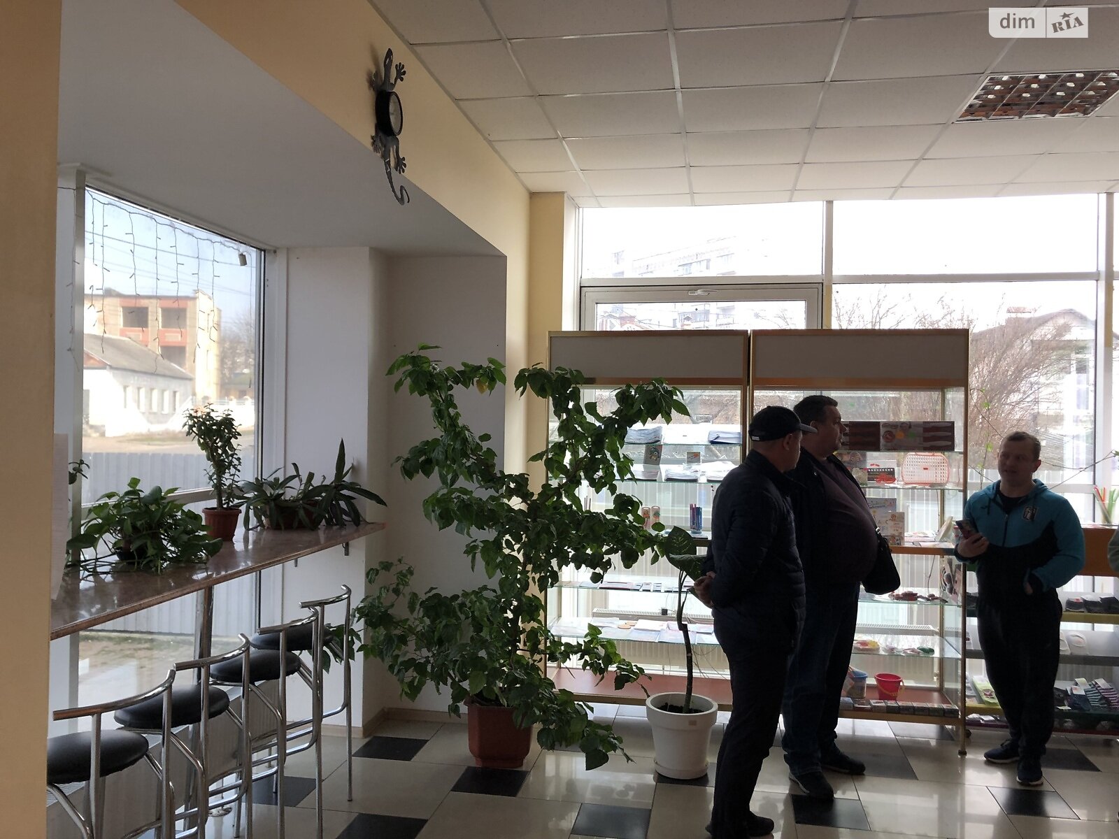 Комерційне приміщення в Житомирі, продаж по Українки Лесі вулиця, район Богунський, ціна: 500 000 доларів за об’єкт фото 1 Комерційне приміщення в Житомирі, продаж по Українки Лесі вулиця, район Богунський, ціна: 500 000 доларів за об’єкт фото 1