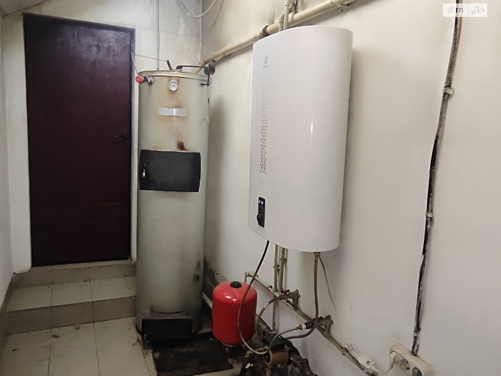 Коммерческое помещение в Житомире, продажа по Бердичивское шоссе, район Музыкальная фабрика, цена: 160 000 долларов за объект фото 1