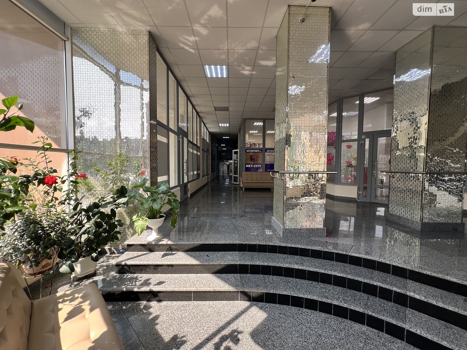 Коммерческое помещение в Житомире, продажа по Победы улица 53, район Центр, цена: 89 500 долларов за объект фото 1 Коммерческое помещение в Житомире, продажа по Победы улица 53, район Центр, цена: 89 500 долларов за объект фото 1