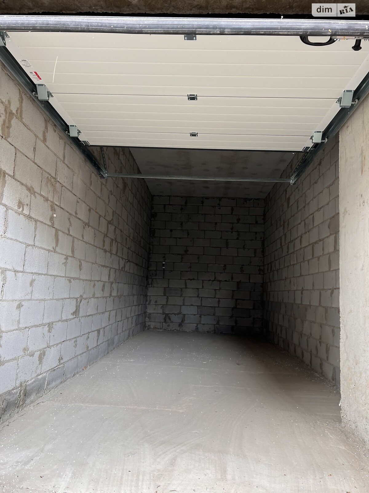 Коммерческое помещение в Житомире, продажа по Домбровского улица, район Центр, цена: 23 500 долларов за объект фото 1