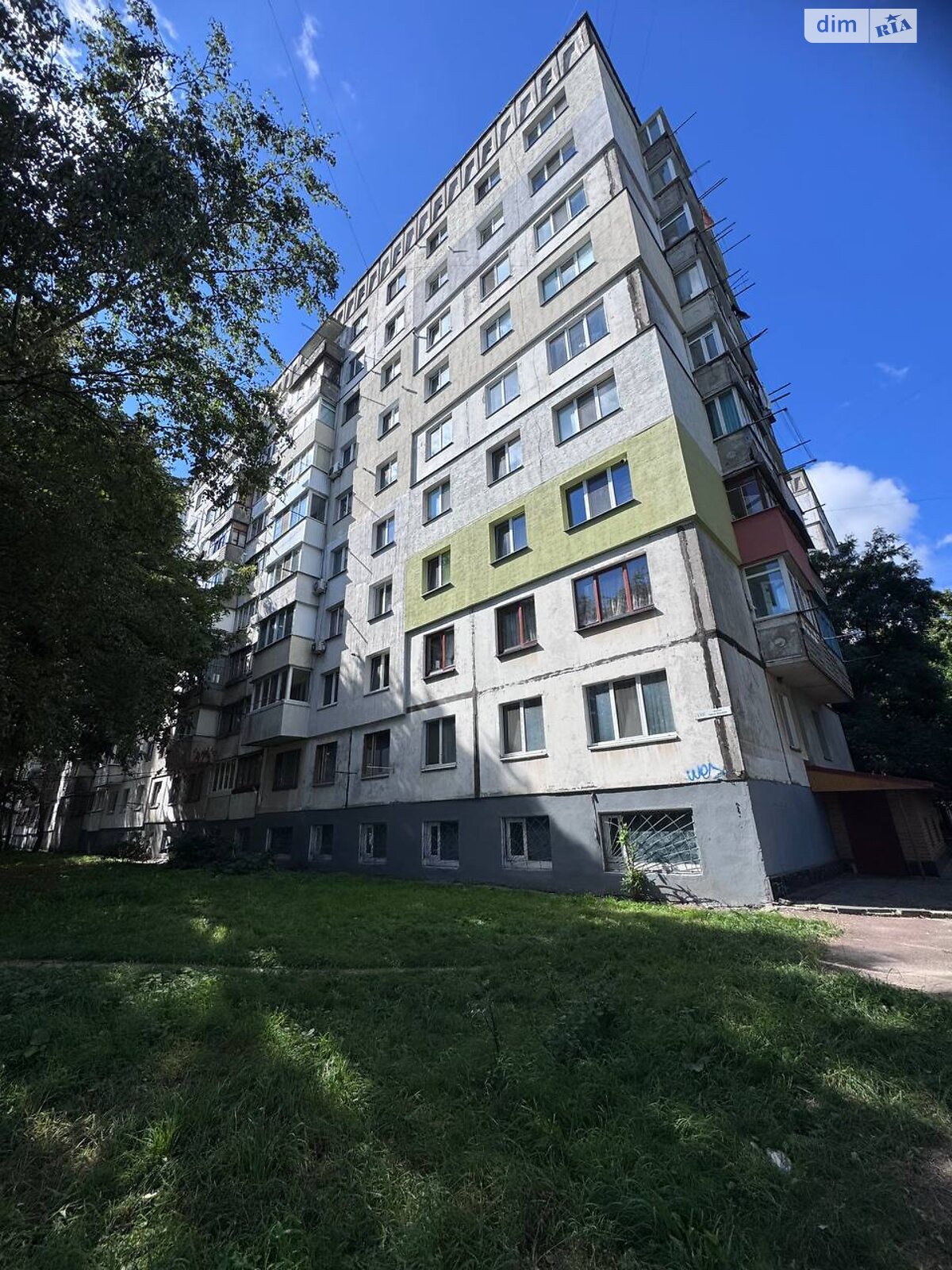 Коммерческое помещение в Житомире, продажа по Ивана Мазепы (Мануильского) улица, район Центр, цена: 200 000 долларов за объект фото 1 Коммерческое помещение в Житомире, продажа по Ивана Мазепы (Мануильского) улица, район Центр, цена: 200 000 долларов за объект фото 1