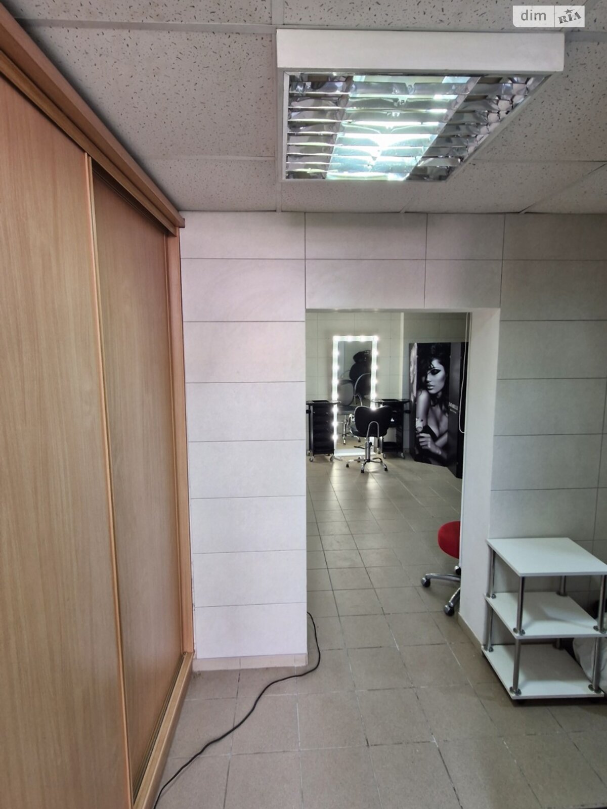 Коммерческое помещение в Житомире, продажа по Победы улица 43, район Центр, цена: 26 500 долларов за объект фото 1 Коммерческое помещение в Житомире, продажа по Победы улица 43, район Центр, цена: 26 500 долларов за объект фото 1