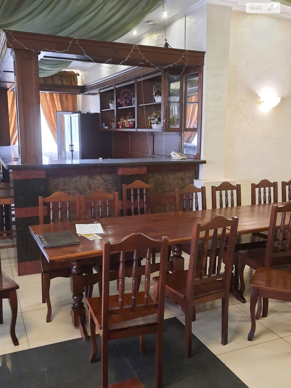 Коммерческое помещение в Жванце, Центральная улица, цена: продажи 250 000 долларов за объект фото 1 Коммерческое помещение в Жванце, Центральная улица, цена продажи: 250 000 долларов за объект фото 1