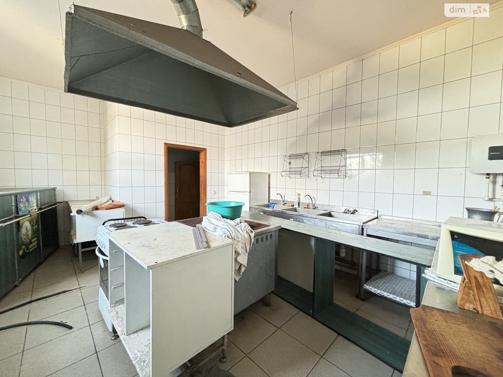 Комерційне приміщення в Калинівці, продаж по Варшицька (Островського) вулиця 19, район Калинівка, ціна: 112 000 доларів за об’єкт фото 1 Комерційне приміщення в Калинівці, продаж по Варшицька (Островського) вулиця 19, район Калинівка, ціна: 112 000 доларів за об’єкт фото 1