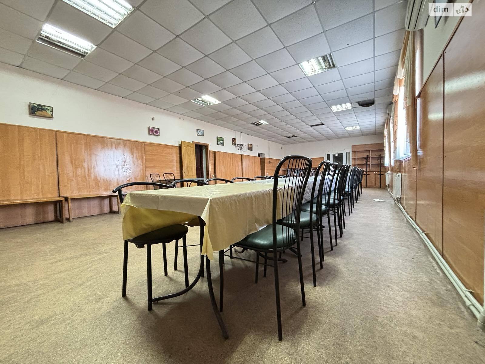 Комерційне приміщення в Калинівці, продаж по Варшицька (Островського) вулиця 19, район Калинівка, ціна: 112 000 доларів за об’єкт фото 1 Комерційне приміщення в Калинівці, продаж по Варшицька (Островського) вулиця 19, район Калинівка, ціна: 112 000 доларів за об’єкт фото 1