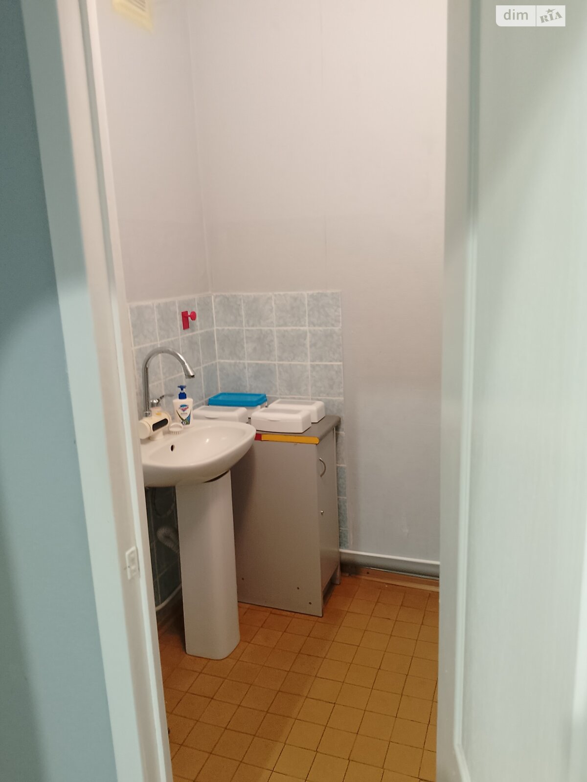 Коммерческое помещение в Каменском, продажа по Прибрежная (40 лет Победы) улица, район Днепровский, цена: 26 000 долларов за объект фото 1