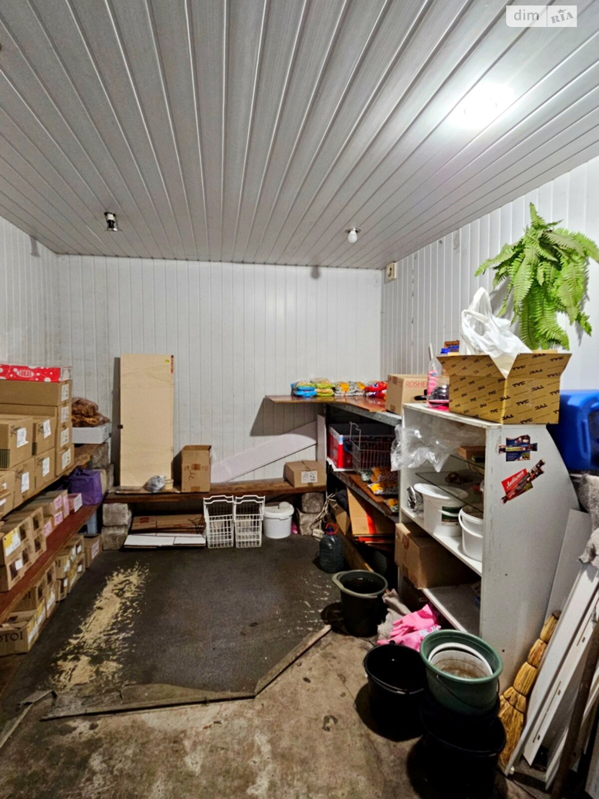 Коммерческое помещение в Каменском, продажа по Республиканская улица, район Заводской, цена: 20 000 долларов за объект фото 1 Коммерческое помещение в Каменском, продажа по Республиканская улица, район Заводской, цена: 20 000 долларов за объект фото 1