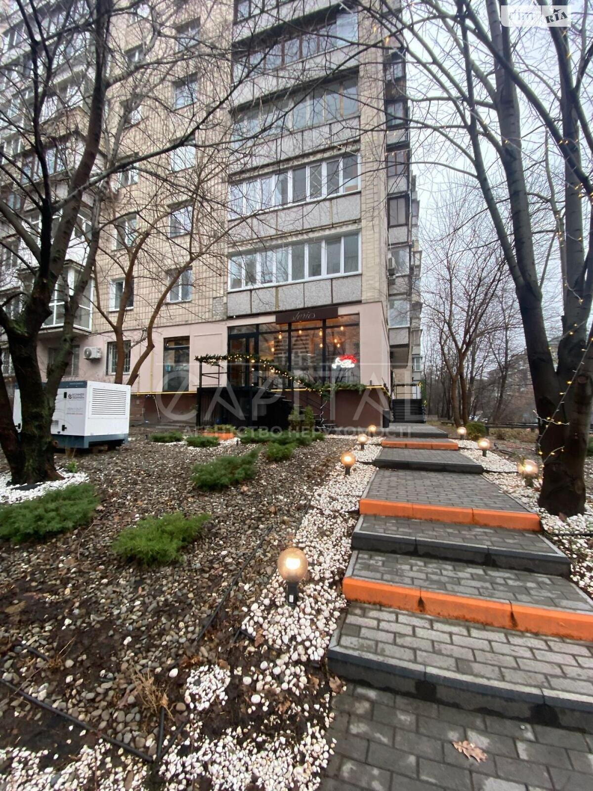 Комерційне приміщення в Києві, Андрія Верхогляда (Драгомирова) вулиця 6Б, ціна продажу: 400 000 доларів за об’єкт фото 1 Комерційне приміщення в Києві, Андрія Верхогляда (Драгомирова) вулиця 6Б, ціна продажу: 400 000 доларів за об’єкт фото 1