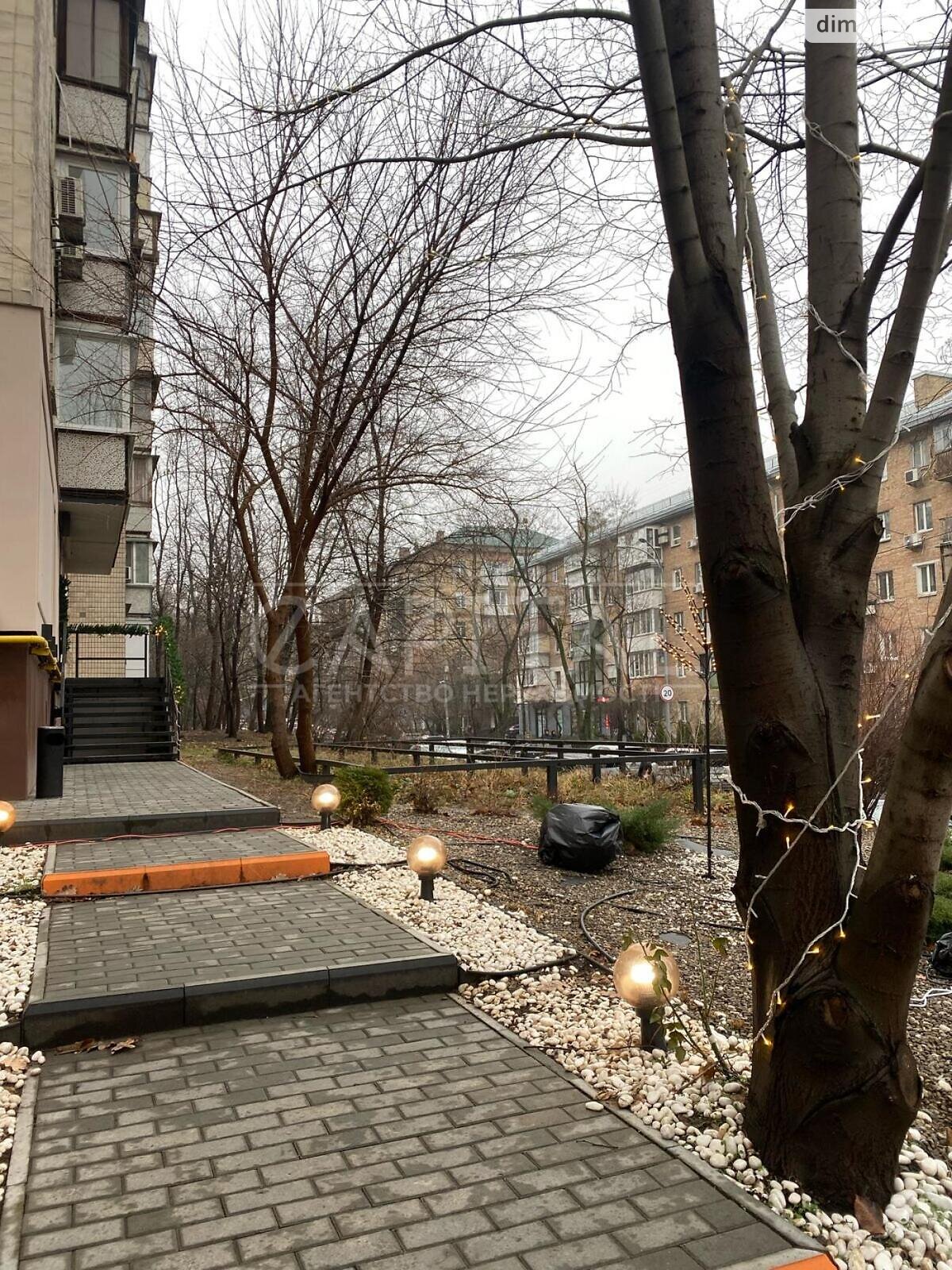 Комерційне приміщення в Києві, Андрія Верхогляда (Драгомирова) вулиця 6Б, ціна продажу: 400 000 доларів за об’єкт фото 1 Комерційне приміщення в Києві, Андрія Верхогляда (Драгомирова) вулиця 6Б, ціна продажу: 400 000 доларів за об’єкт фото 1