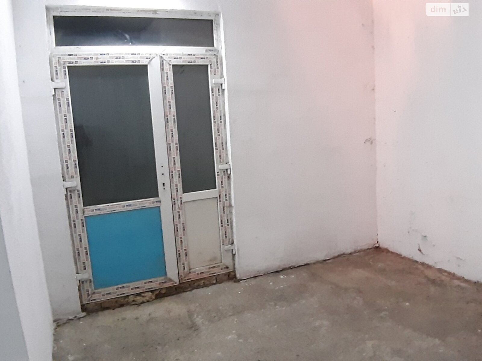 Комерційне приміщення в Києві, продаж по Моторний провулок 9, район Багринова гора, ціна: 310 400 доларів за об’єкт фото 1 Комерційне приміщення в Києві, продаж по Моторний провулок 9, район Багринова гора, ціна: 310 400 доларів за об’єкт фото 1