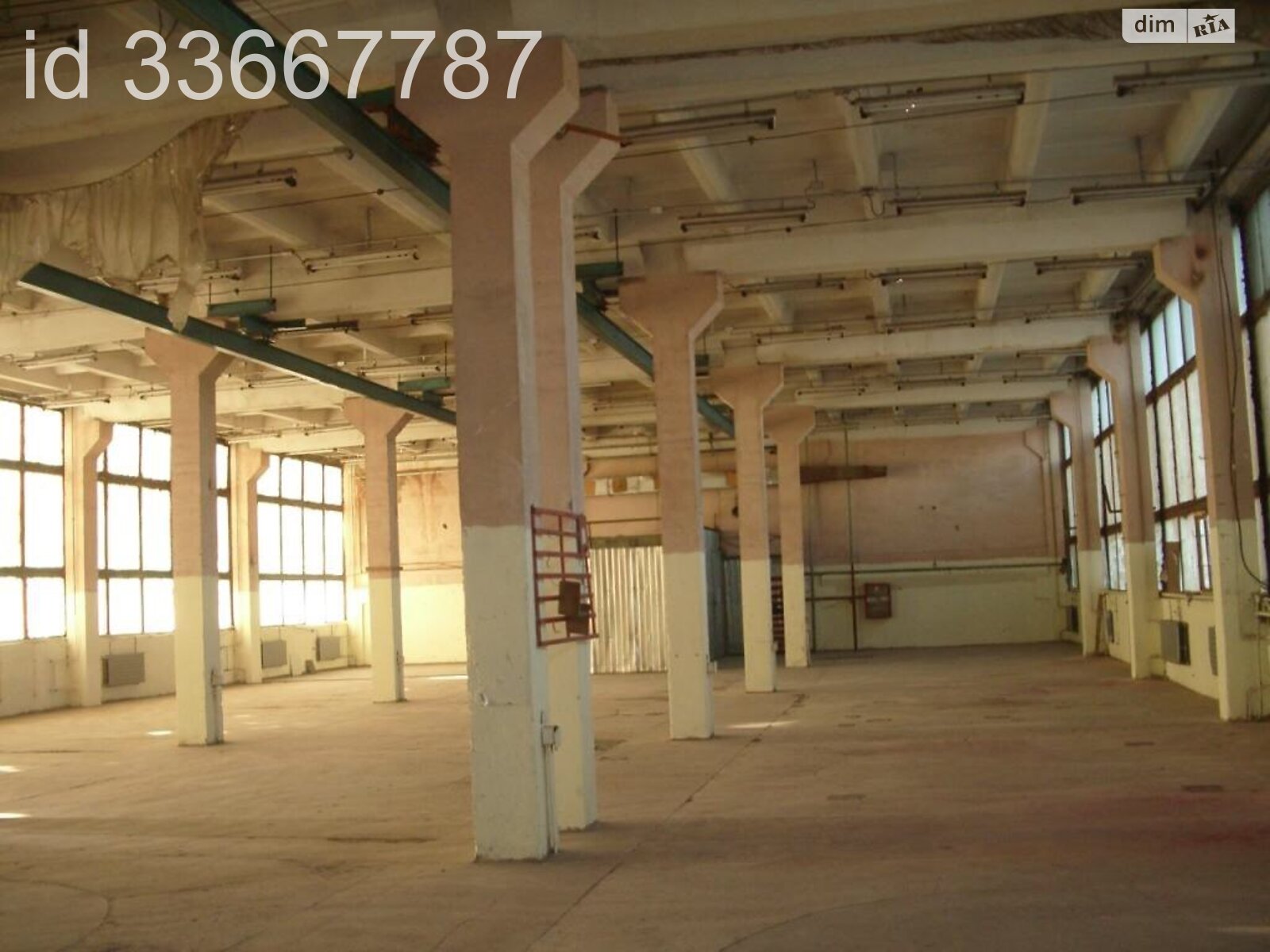 Комерційне приміщення в Києві, продаж по Соборності (Возз’єднання) проспект 19, район Березняки, ціна: 1 900 000 доларів за об’єкт фото 1 Комерційне приміщення в Києві, продаж по Соборності (Возз’єднання) проспект 19, район Березняки, ціна: 1 900 000 доларів за об’єкт фото 1