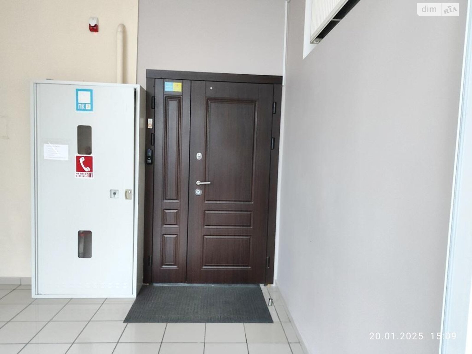 Комерційне приміщення в Києві, продаж по Юрія Шумського вулиця 1А, район Березняки, ціна: 245 000 доларів за об’єкт фото 1 Комерційне приміщення в Києві, продаж по Юрія Шумського вулиця 1А, район Березняки, ціна: 245 000 доларів за об’єкт фото 1