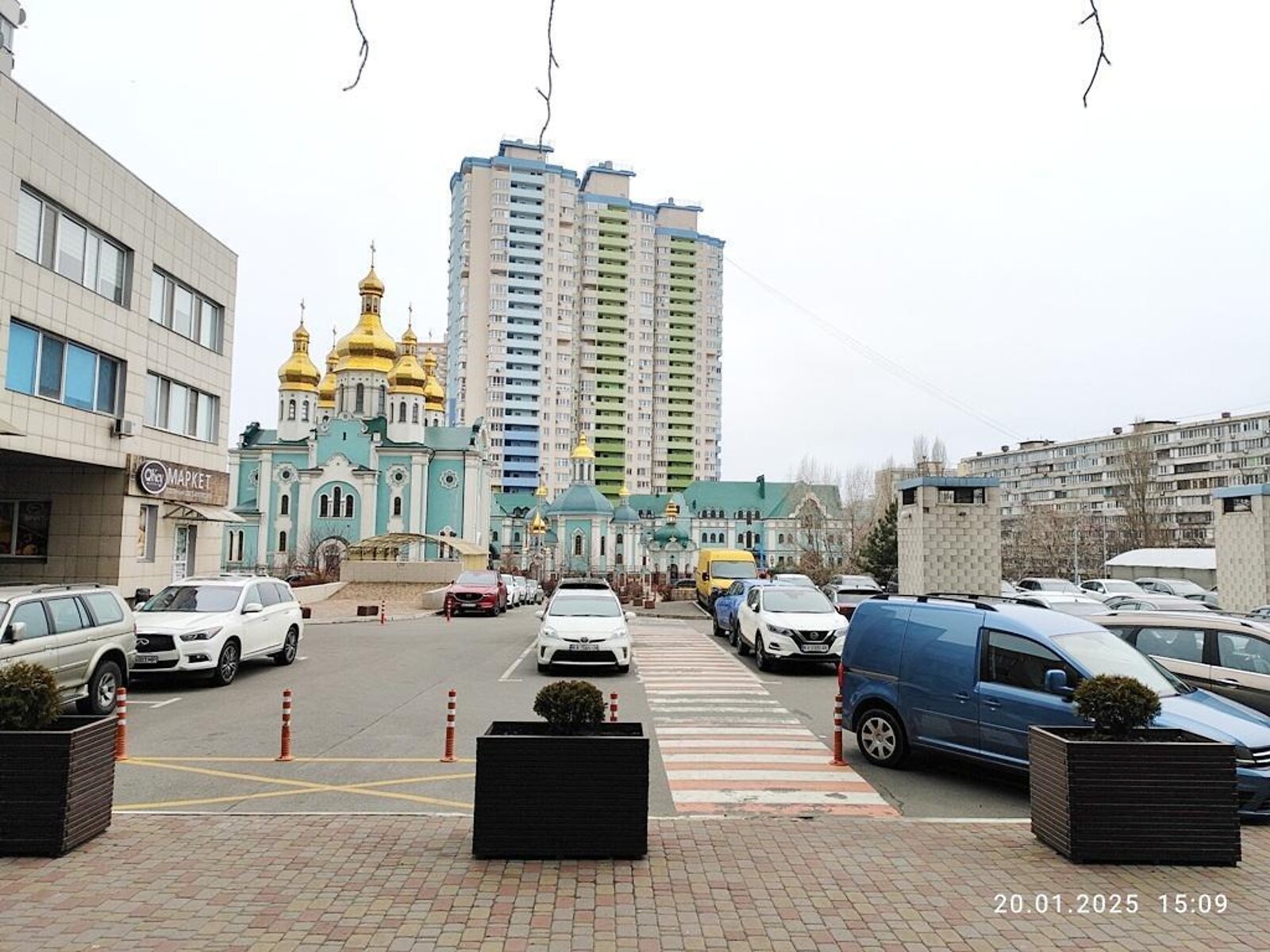 Комерційне приміщення в Києві, продаж по Юрія Шумського вулиця 1А, район Березняки, ціна: 245 000 доларів за об’єкт фото 1 Комерційне приміщення в Києві, продаж по Юрія Шумського вулиця 1А, район Березняки, ціна: 245 000 доларів за об’єкт фото 1