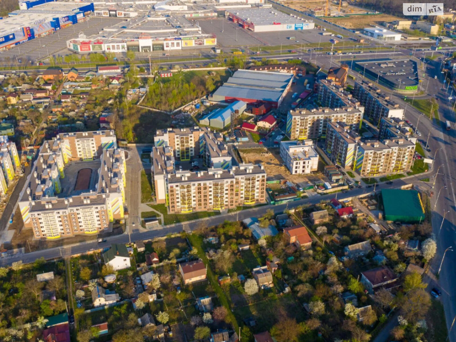 Комерційне приміщення в Києві, продаж по 32-а Садовая вулиця 1, район Берковець, ціна: 75 600 доларів за об’єкт фото 1 Комерційне приміщення в Києві, продаж по 32-а Садовая вулиця 1, район Берковець, ціна: 75 600 доларів за об’єкт фото 1