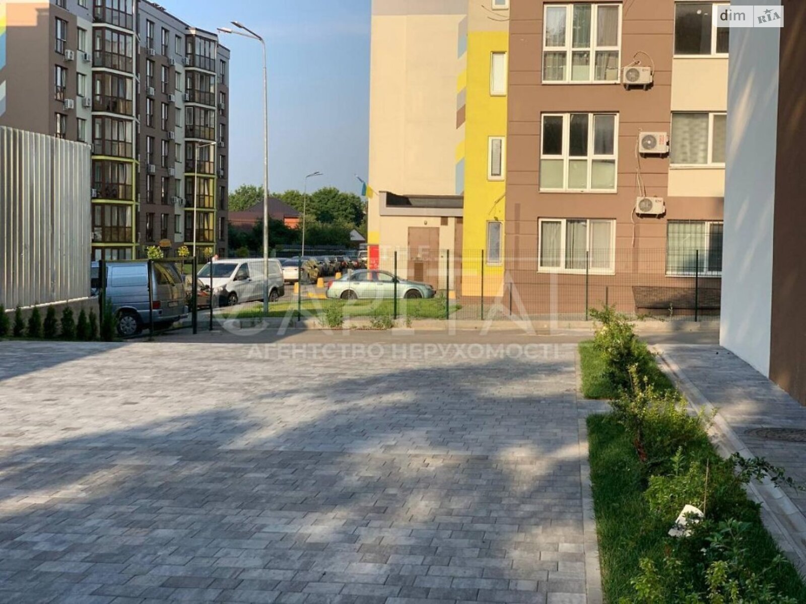 Комерційне приміщення в Києві, продаж по 32-а Садовая вулиця 1, район Берковець, ціна: 75 600 доларів за об’єкт фото 1 Комерційне приміщення в Києві, продаж по 32-а Садовая вулиця 1, район Берковець, ціна: 75 600 доларів за об’єкт фото 1