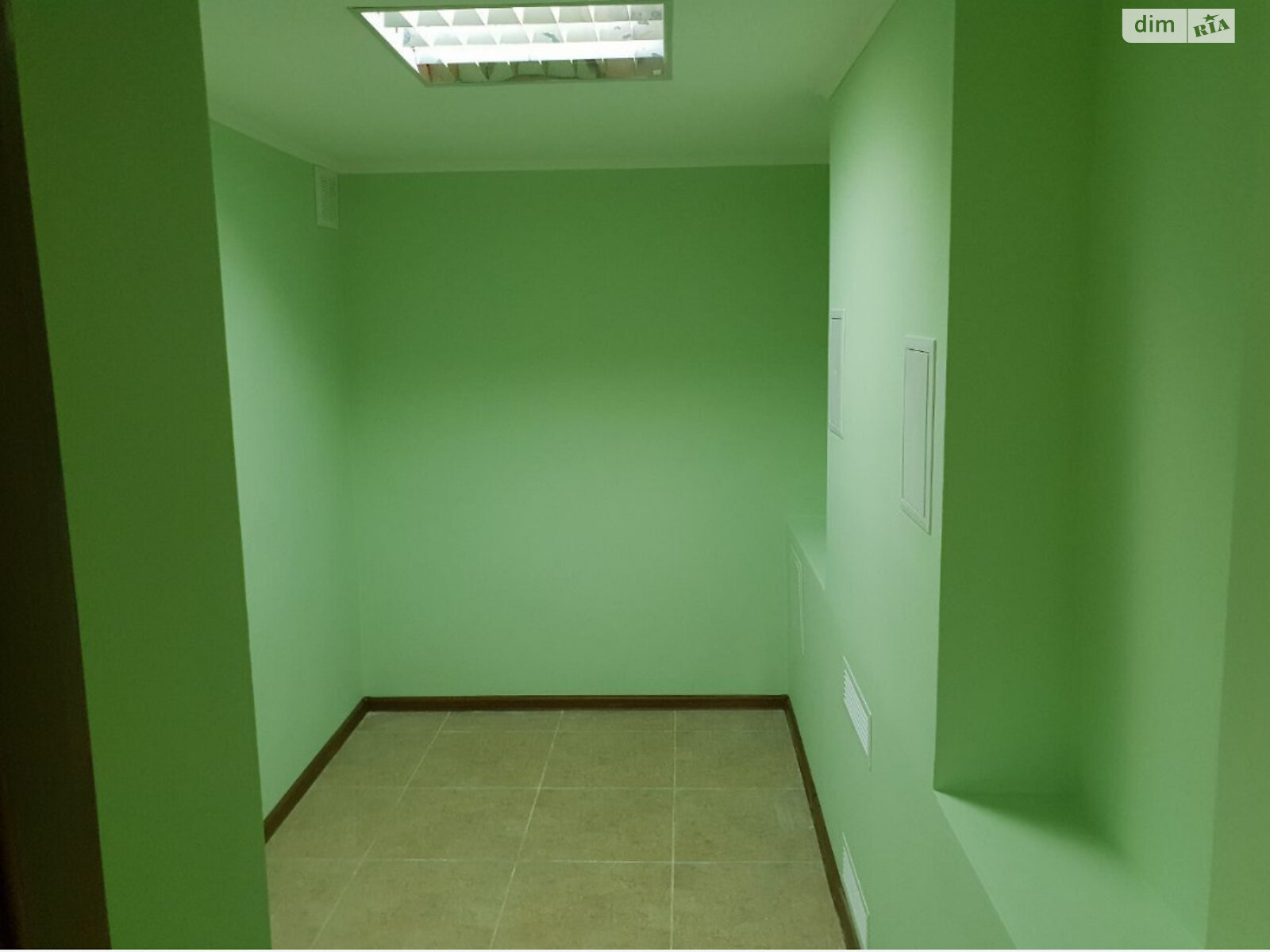 Комерційне приміщення в Києві, продаж по Гната Юри вулиця 9А, район Борщагівка, ціна: 55 000 доларів за об’єкт фото 1