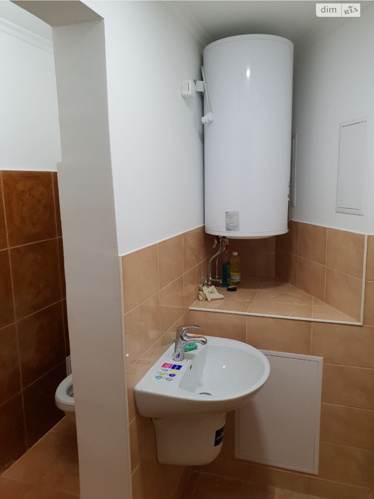 Комерційне приміщення в Києві, продаж по Гната Юри вулиця 9А, район Борщагівка, ціна: 55 000 доларів за об’єкт фото 1