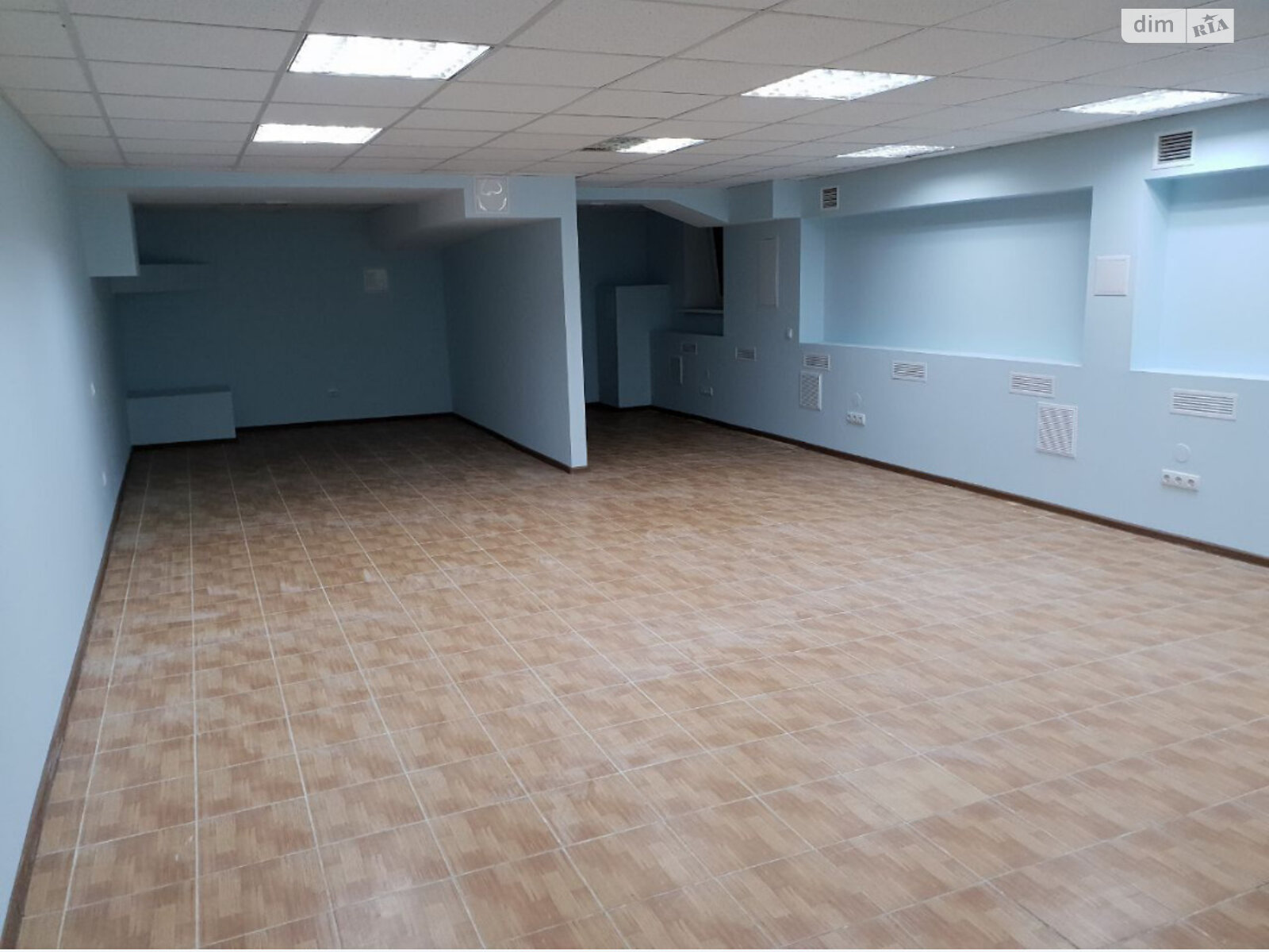 Комерційне приміщення в Києві, продаж по Гната Юри вулиця 9А, район Борщагівка, ціна: 55 000 доларів за об’єкт фото 1