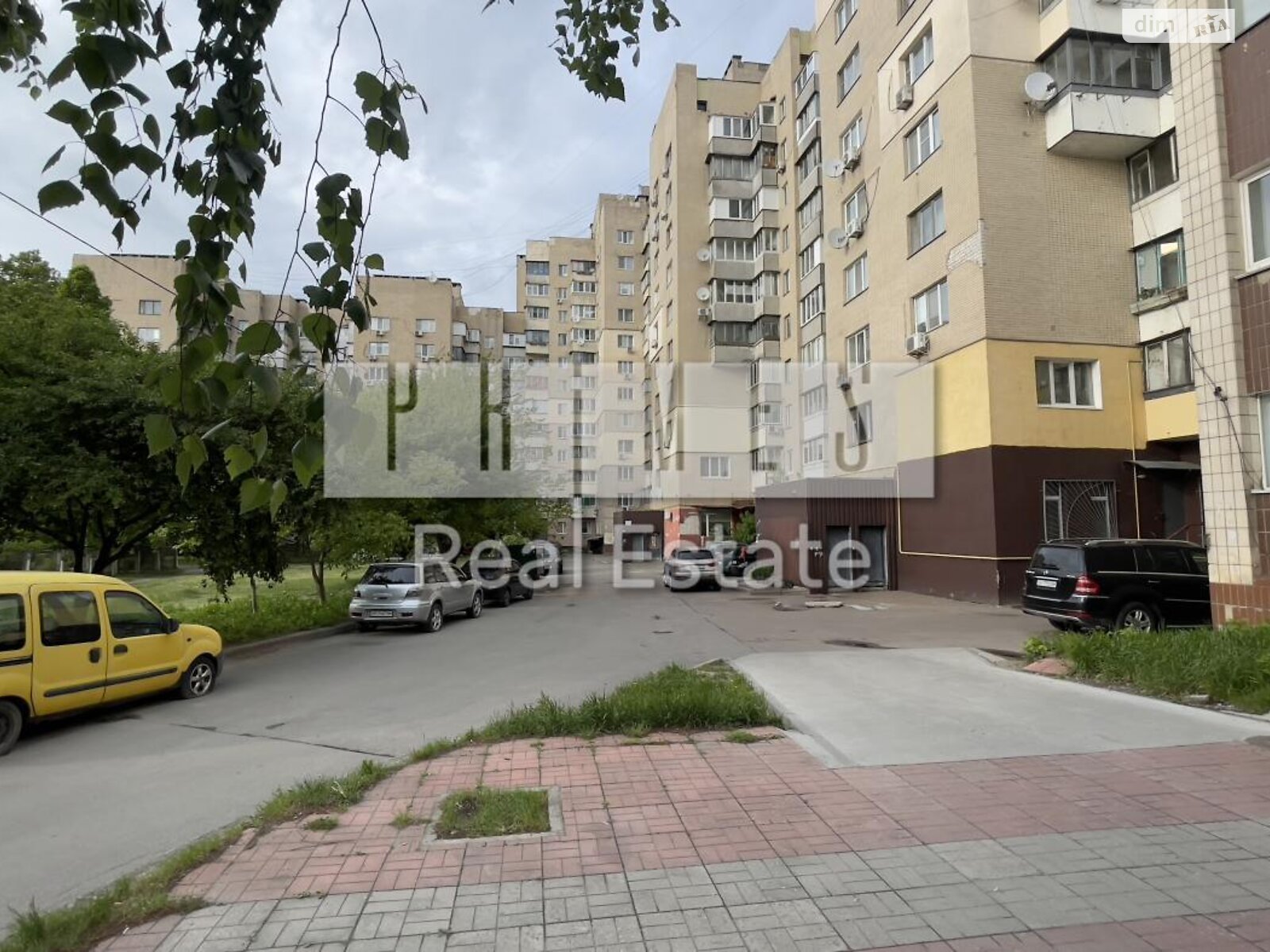 Коммерческое помещение в Киеве, продажа по Симиренко улица, район Борщаговка, цена: 1 200 000 долларов за объект фото 1 Коммерческое помещение в Киеве, продажа по Симиренко улица, район Борщаговка, цена: 1 200 000 долларов за объект фото 1