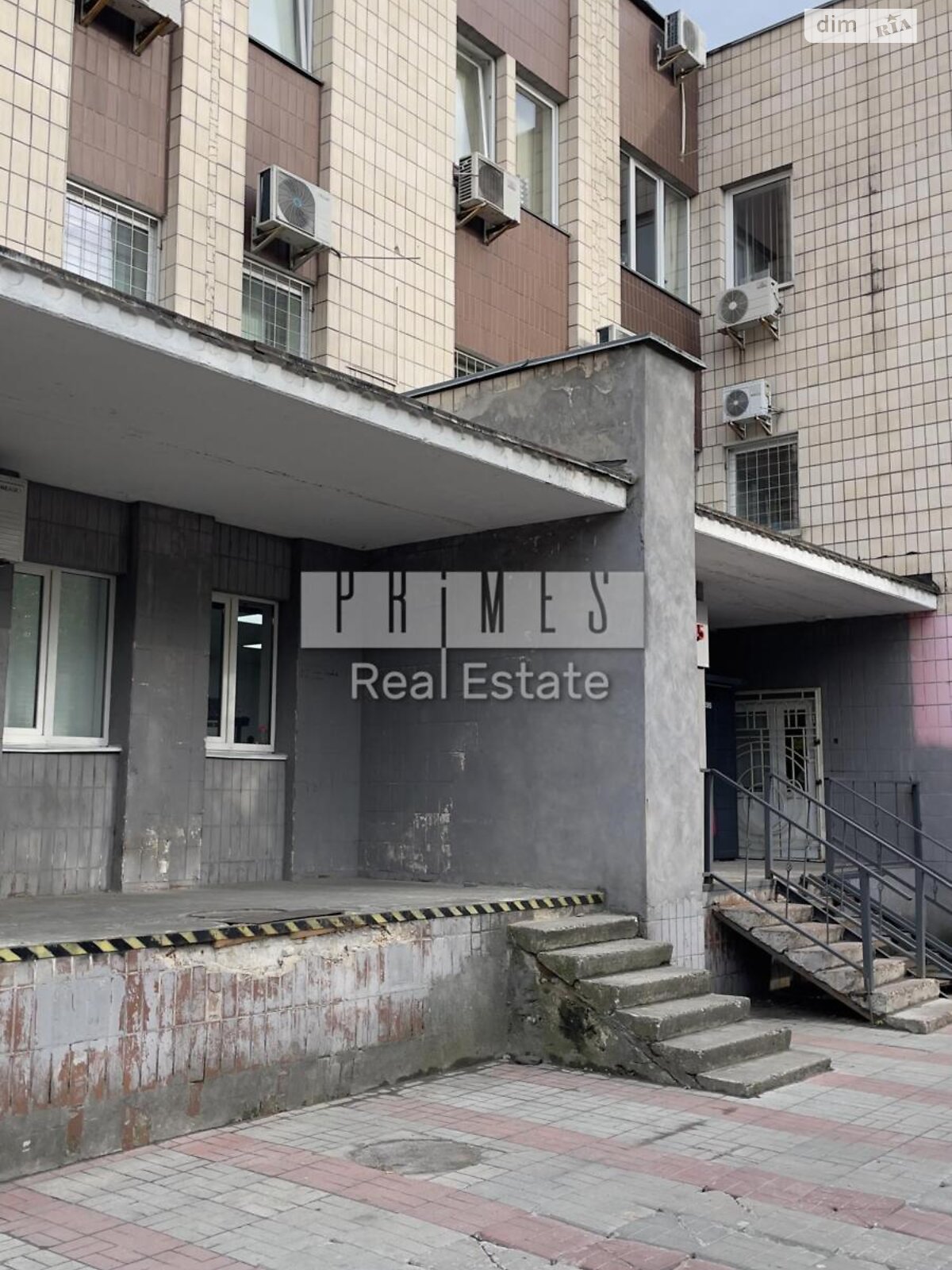 Коммерческое помещение в Киеве, продажа по Симиренко улица, район Борщаговка, цена: 1 200 000 долларов за объект фото 1 Коммерческое помещение в Киеве, продажа по Симиренко улица, район Борщаговка, цена: 1 200 000 долларов за объект фото 1