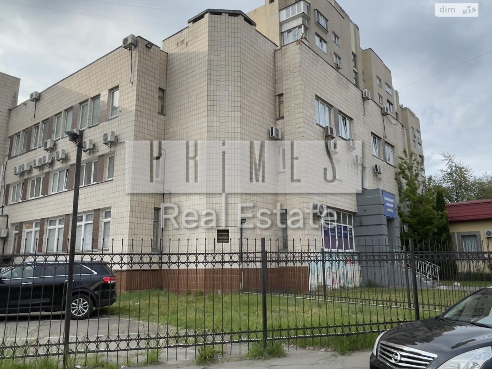 Коммерческое помещение в Киеве, продажа по Симиренко улица, район Борщаговка, цена: 1 200 000 долларов за объект фото 1 Коммерческое помещение в Киеве, продажа по Симиренко улица, район Борщаговка, цена: 1 200 000 долларов за объект фото 1