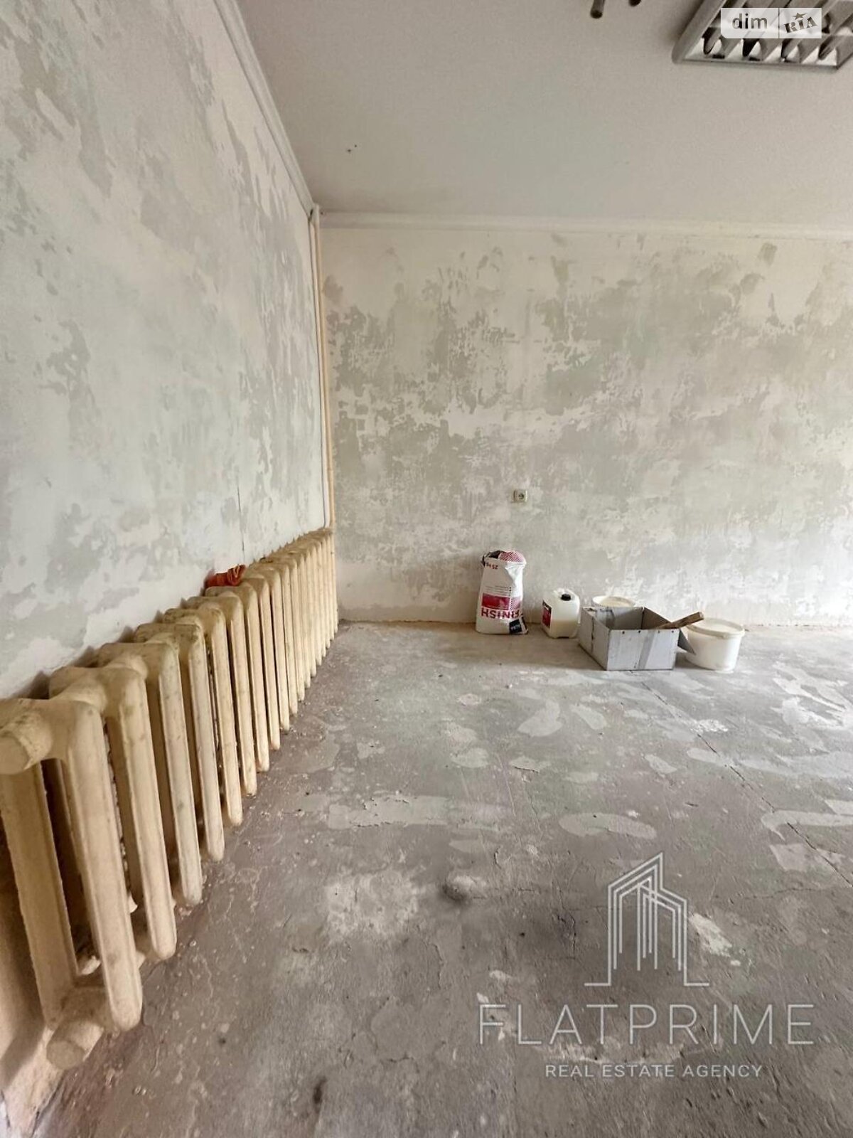 Комерційне приміщення в Києві, продаж по Радосинська (Леніна) вулиця 61, район Бортничі, ціна: 23 000 доларів за об’єкт фото 1 Комерційне приміщення в Києві, продаж по Радосинська (Леніна) вулиця 61, район Бортничі, ціна: 23 000 доларів за об’єкт фото 1
