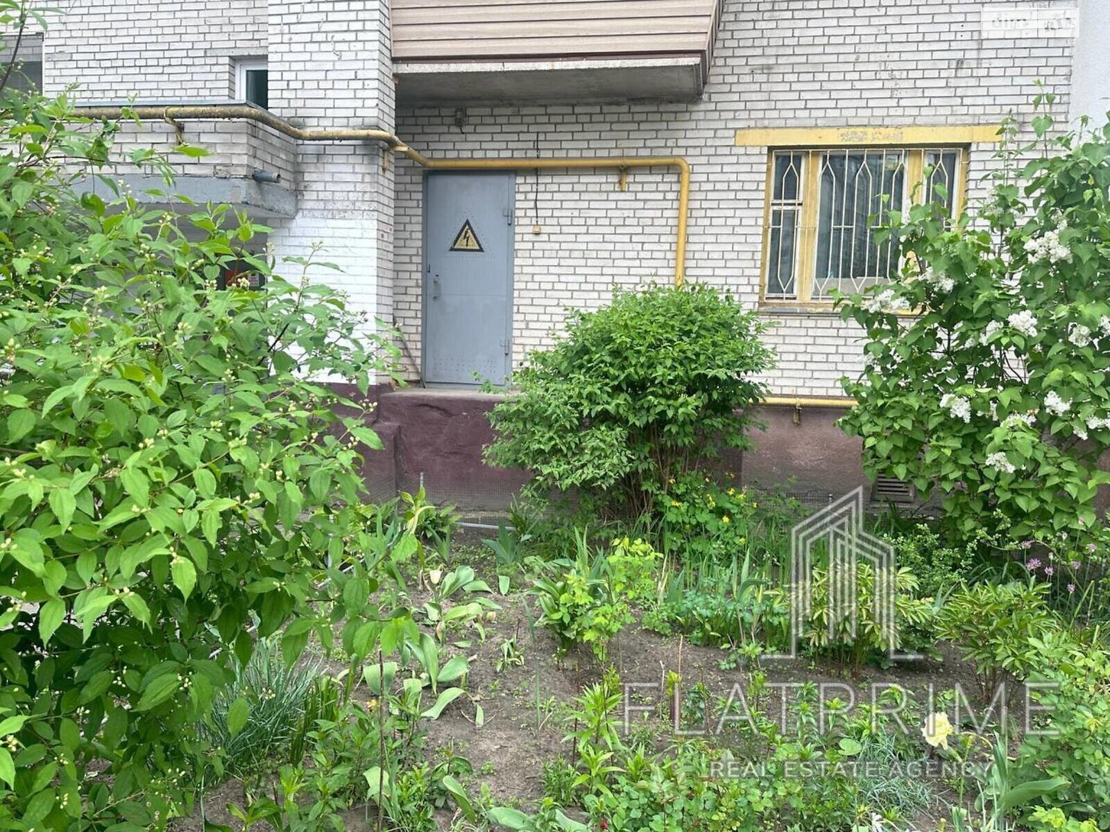 Комерційне приміщення в Києві, продаж по Радосинська (Леніна) вулиця 61, район Бортничі, ціна: 23 000 доларів за об’єкт фото 1 Комерційне приміщення в Києві, продаж по Радосинська (Леніна) вулиця 61, район Бортничі, ціна: 23 000 доларів за об’єкт фото 1