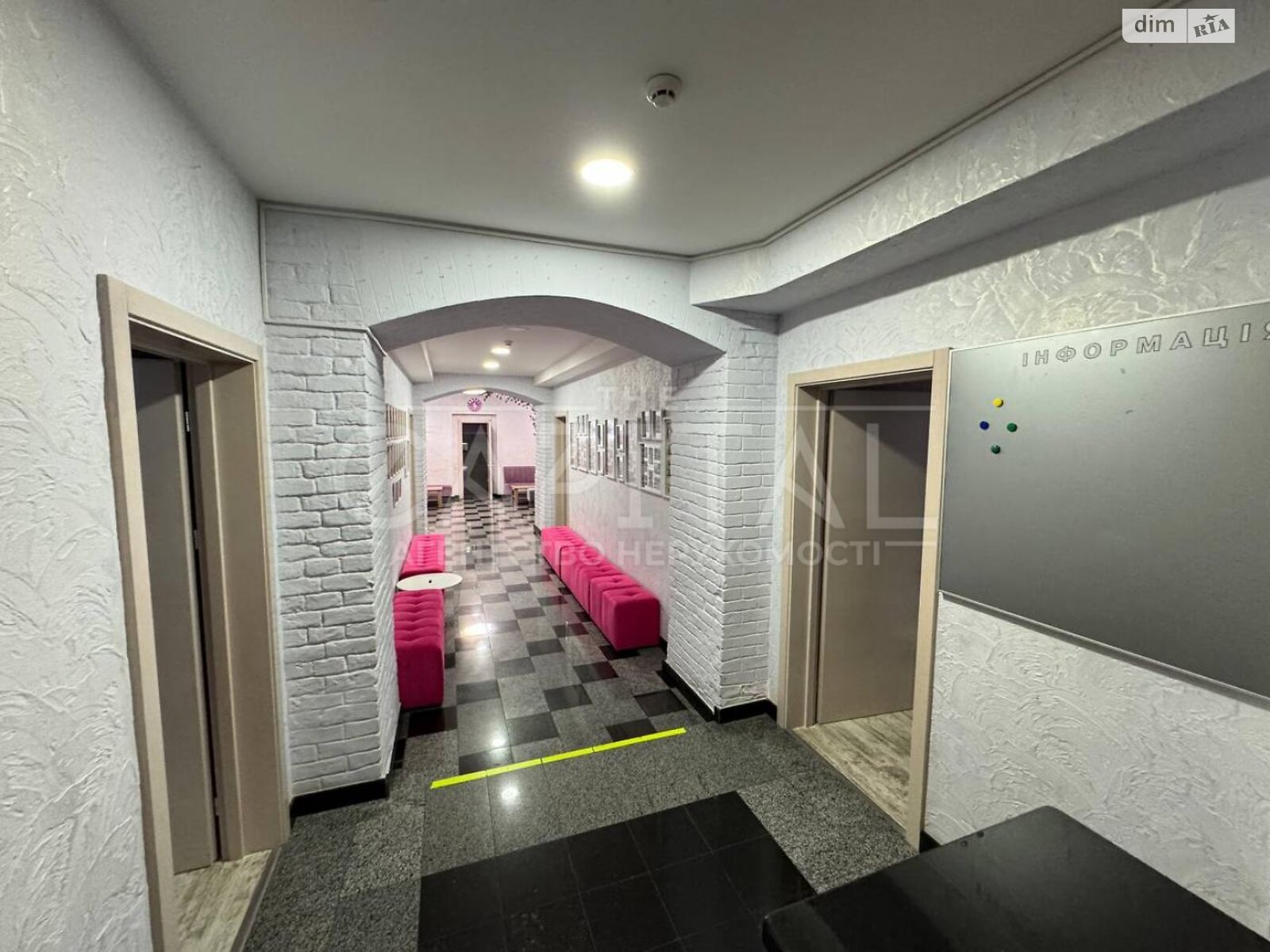 Комерційне приміщення в Києві, продаж по Шота Руставелі вулиця 30Б, район Черепанова гора, ціна: 430 000 доларів за об’єкт фото 1 Комерційне приміщення в Києві, продаж по Шота Руставелі вулиця 30Б, район Черепанова гора, ціна: 430 000 доларів за об’єкт фото 1