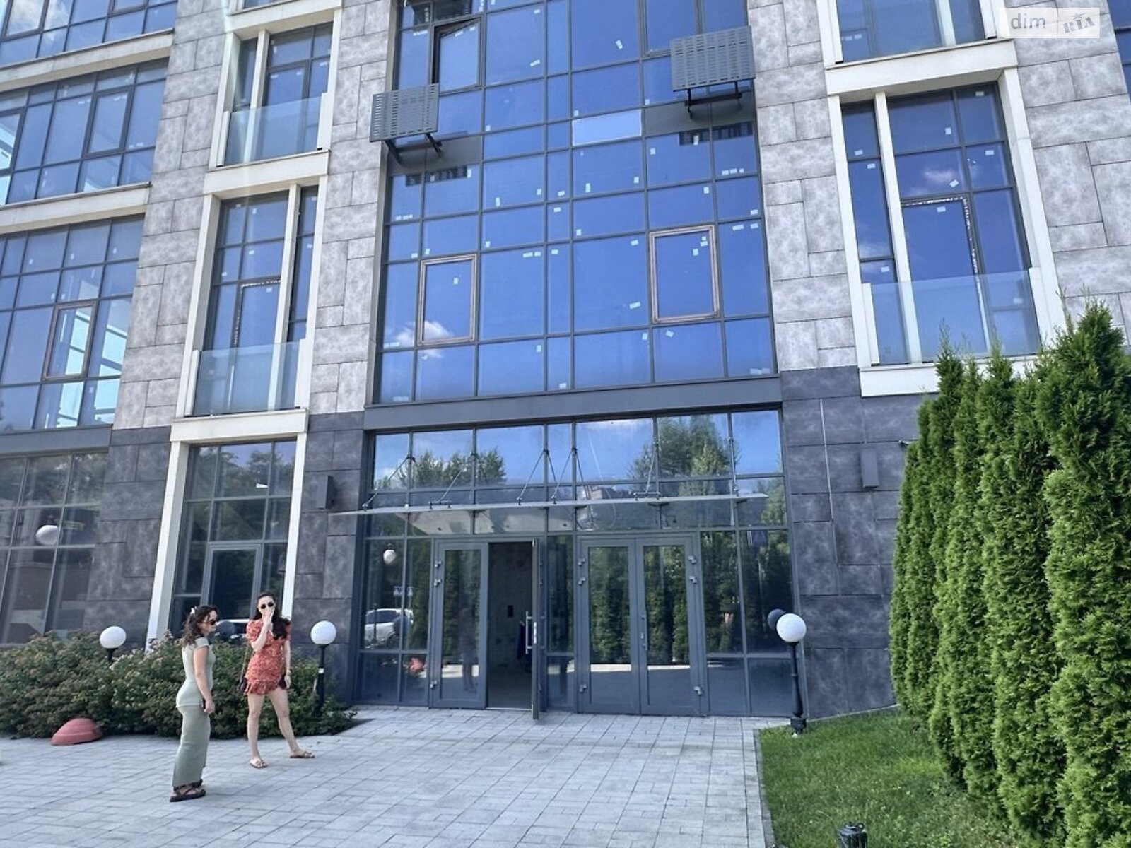 Комерційне приміщення в Києві, продаж по Андрія Верхогляда (Драгомирова) вулиця 11Б, район Чорна Гора, ціна: 2 500 000 доларів за об’єкт фото 1 Комерційне приміщення в Києві, продаж по Андрія Верхогляда (Драгомирова) вулиця 11Б, район Чорна Гора, ціна: 2 500 000 доларів за об’єкт фото 1