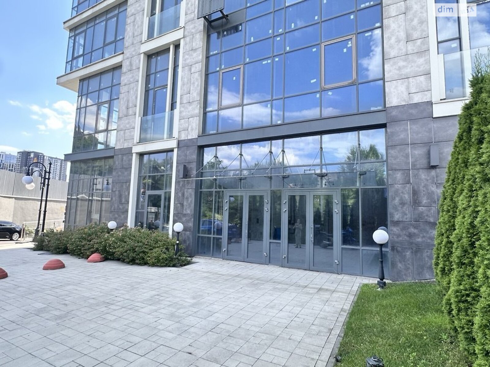 Комерційне приміщення в Києві, продаж по Андрія Верхогляда (Драгомирова) вулиця 11Б, район Чорна Гора, ціна: 2 500 000 доларів за об’єкт фото 1 Комерційне приміщення в Києві, продаж по Андрія Верхогляда (Драгомирова) вулиця 11Б, район Чорна Гора, ціна: 2 500 000 доларів за об’єкт фото 1
