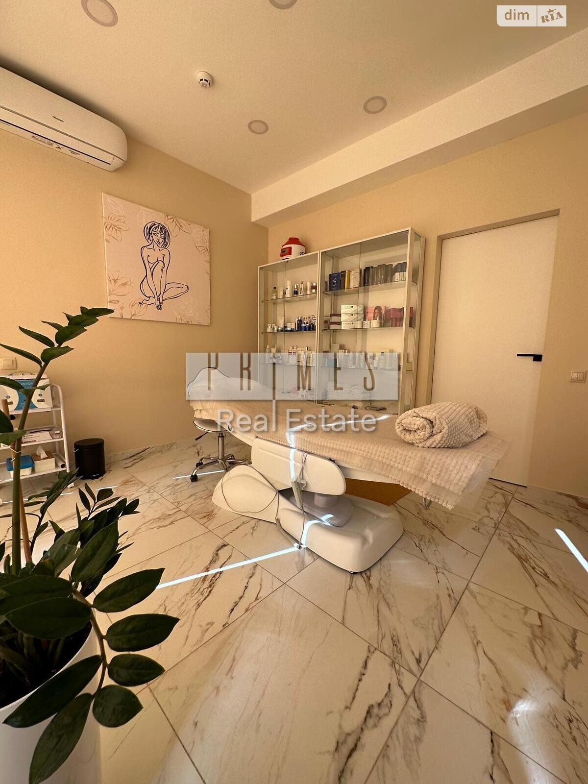 Коммерческое помещение в Киеве, продажа по Андрея Верхогляда (Драгомирова) улица 14А, район Черная Гора, цена: 860 000 долларов за объект фото 1