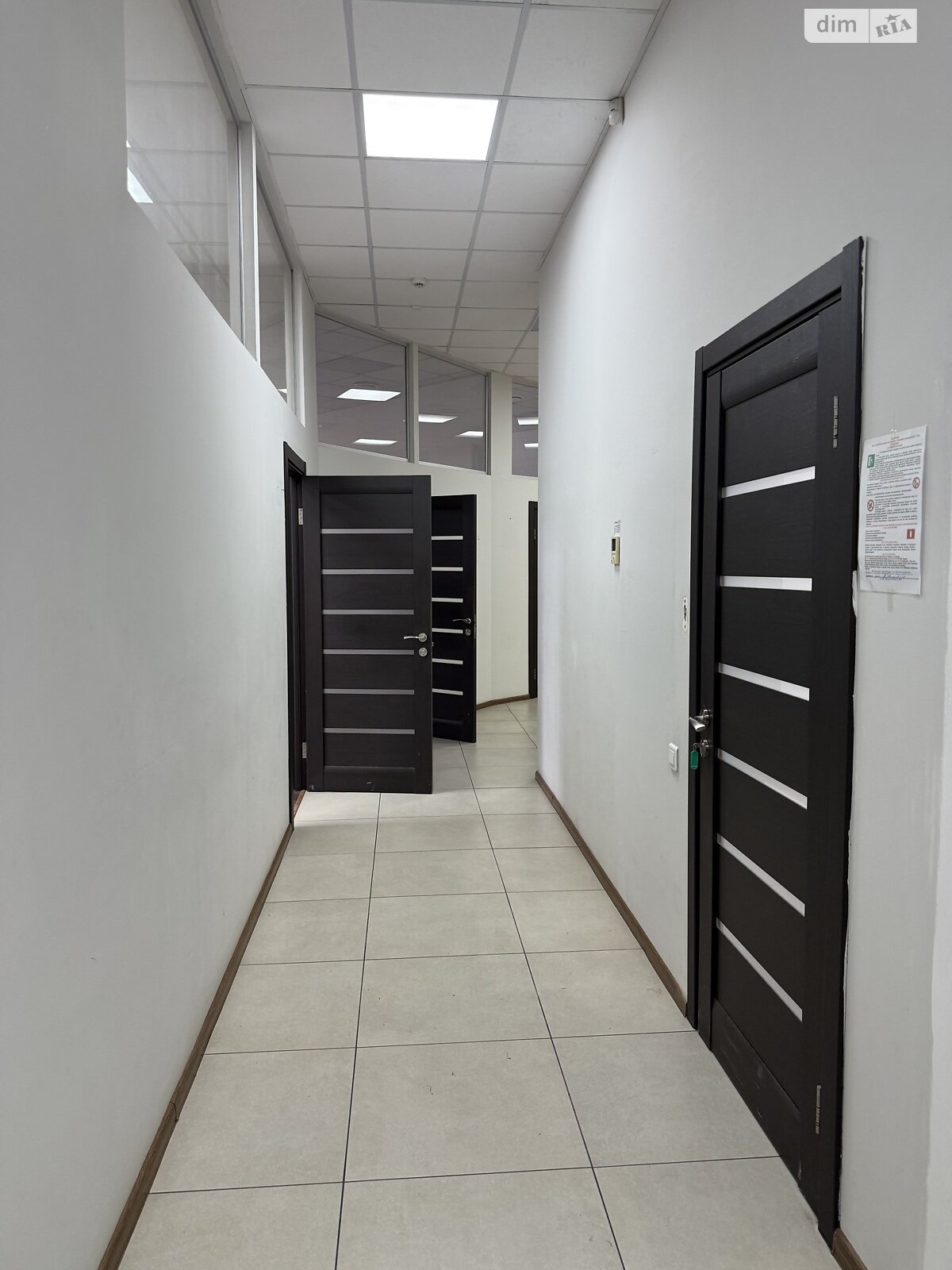 Коммерческое помещение в Киеве, продажа по Андрея Верхогляда (Драгомирова) улица 16, район Черная Гора, цена: 939 200 долларов за объект фото 1 Коммерческое помещение в Киеве, продажа по Андрея Верхогляда (Драгомирова) улица 16, район Черная Гора, цена: 939 200 долларов за объект фото 1