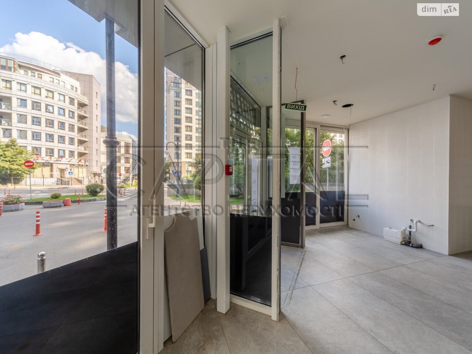 Коммерческое помещение в Киеве, продажа по Андрея Верхогляда (Драгомирова) улица 12, район Черная Гора, цена: 1 270 000 долларов за объект фото 1