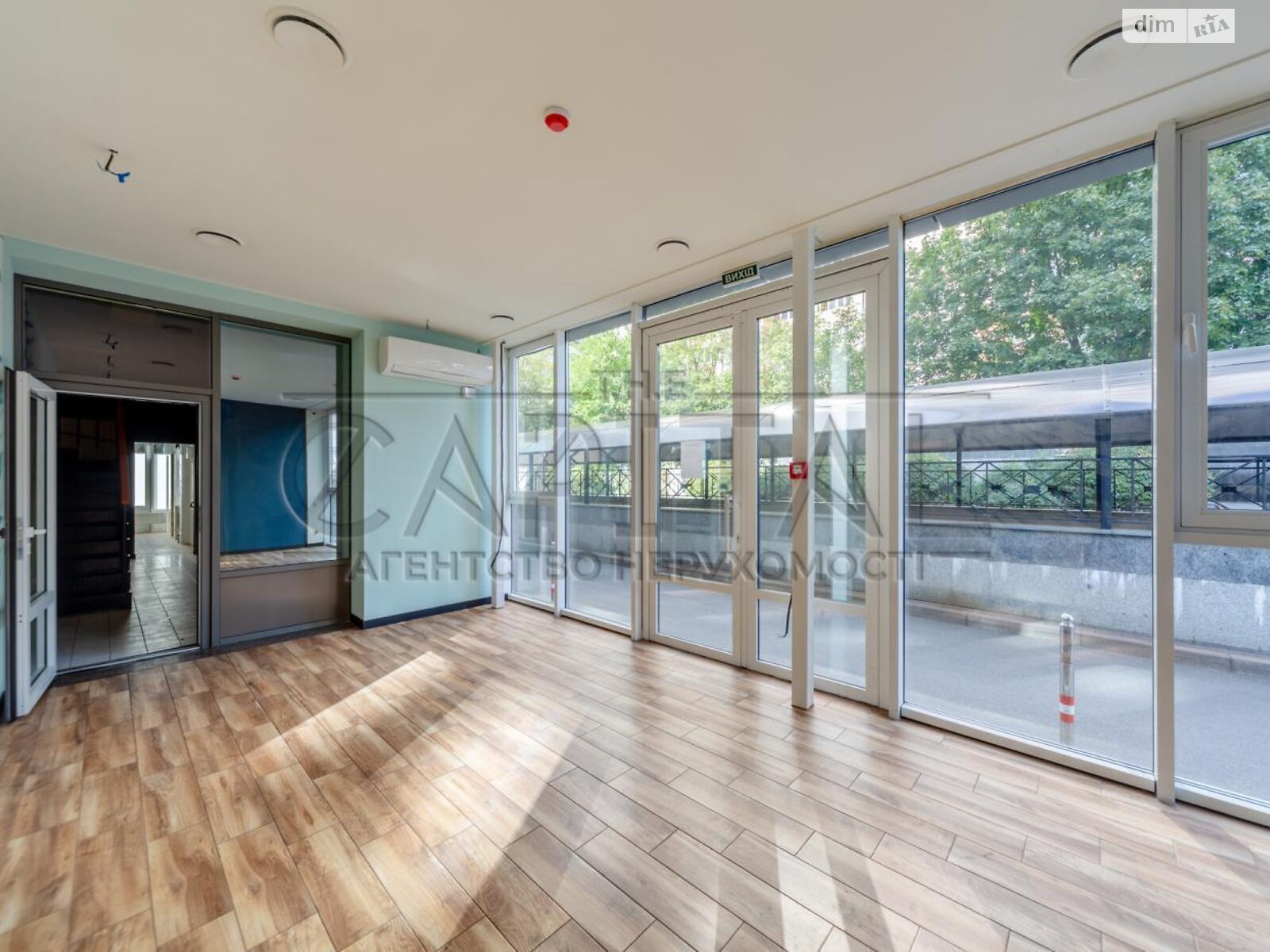 Комерційне приміщення в Києві, продаж по Андрія Верхогляда (Драгомирова) вулиця 12, район Чорна Гора, ціна: 1 270 000 доларів за об’єкт фото 1