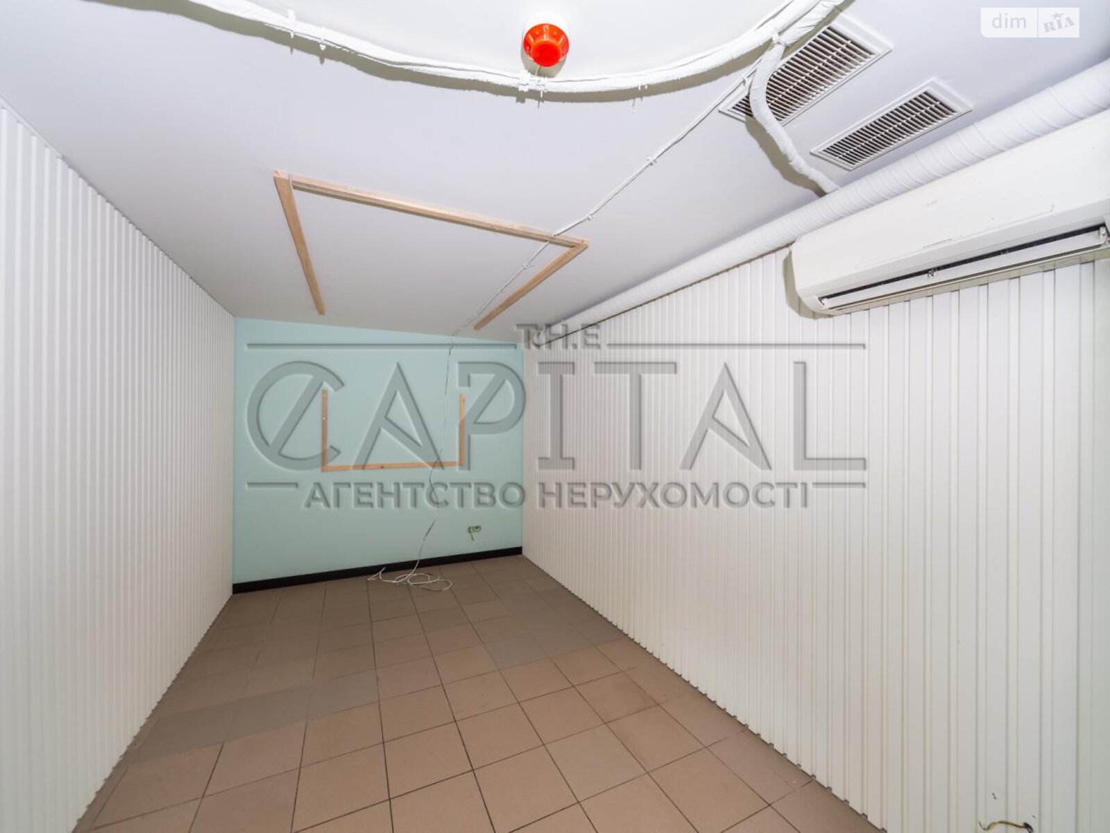 Комерційне приміщення в Києві, продаж по Андрія Верхогляда (Драгомирова) вулиця 12, район Чорна Гора, ціна: 1 270 000 доларів за об’єкт фото 1