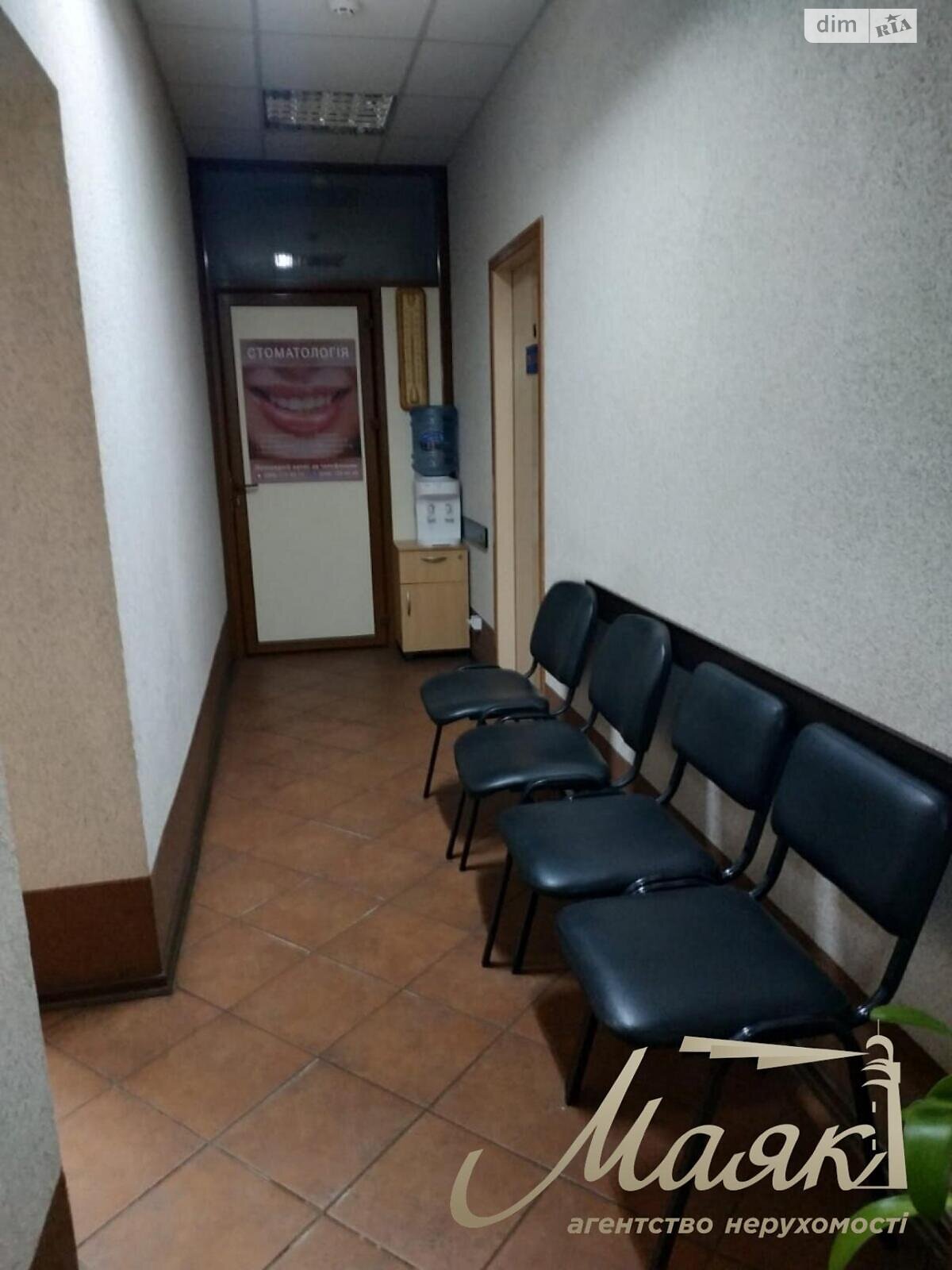 Коммерческое помещение в Киеве, продажа по Михаила Бойчука улица 18, район Черная Гора, цена: 245 000 долларов за объект фото 1 Коммерческое помещение в Киеве, продажа по Михаила Бойчука улица 18, район Черная Гора, цена: 245 000 долларов за объект фото 1